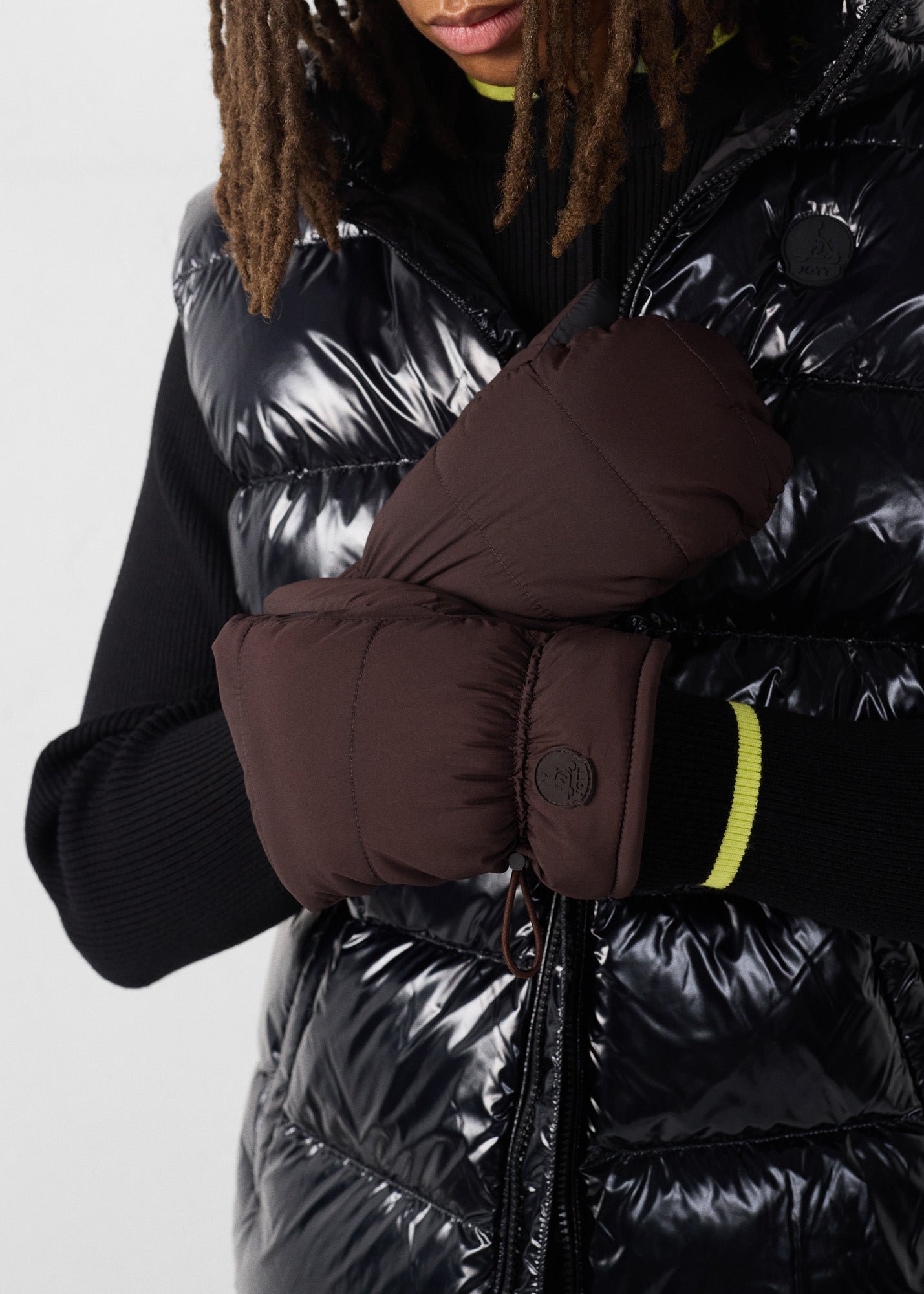 Black coffee blade mittens JOTT Brown