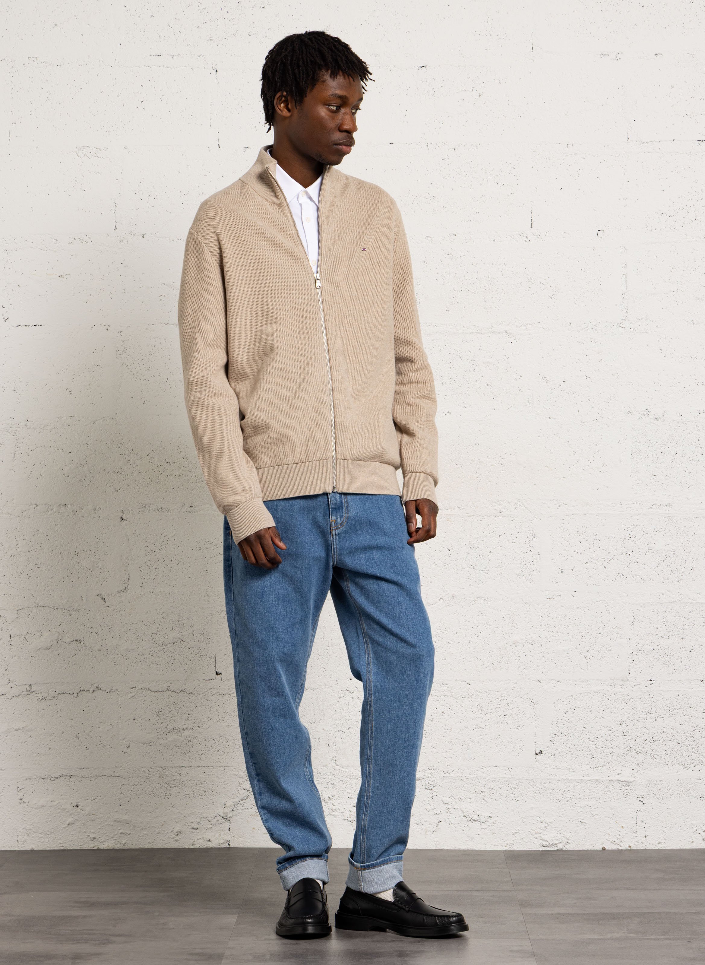 Chaleco con cuello alto y cremallera liso EDEN PARK Beige