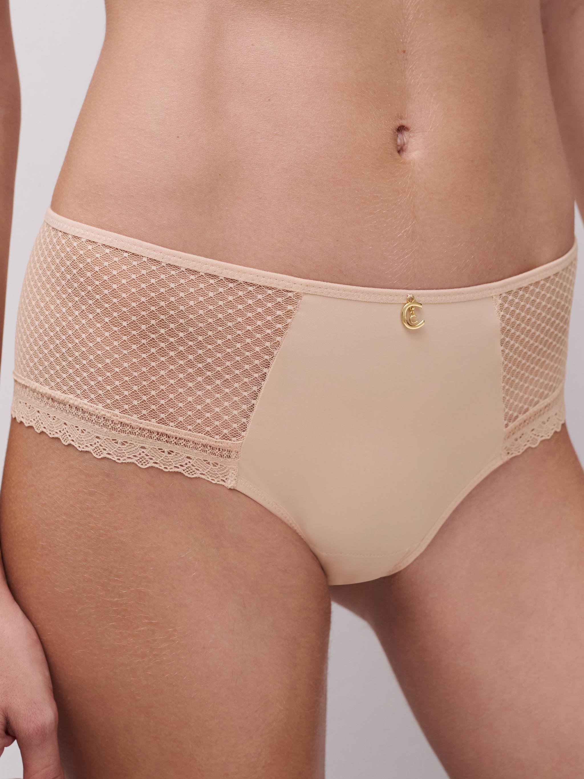 A La Belle Etoile lace shorts CHANTELLE Beige