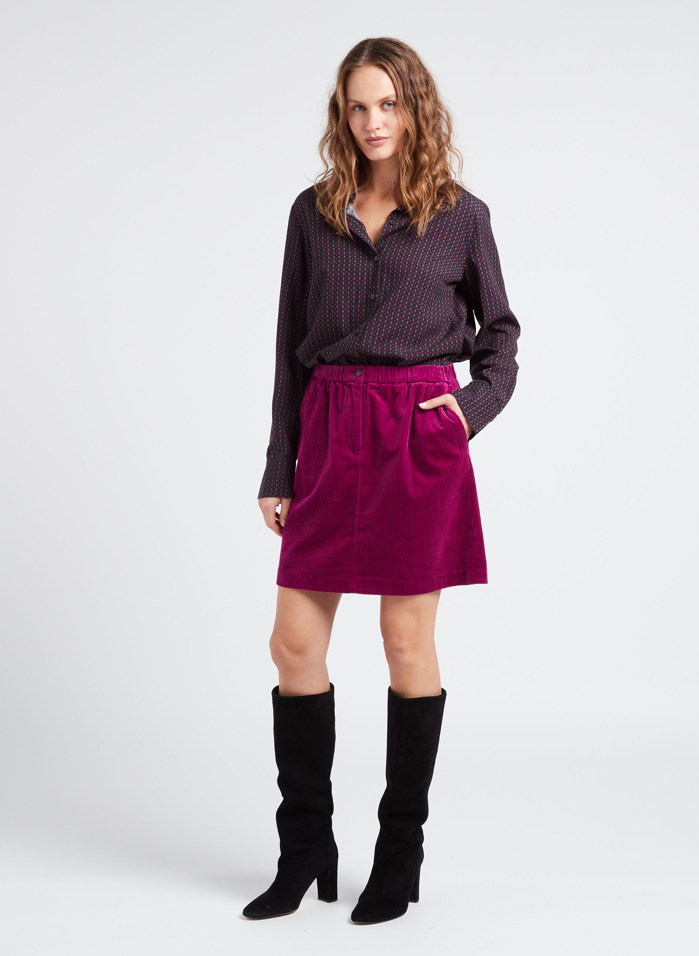 Burgundy velvet hotsell skirt short