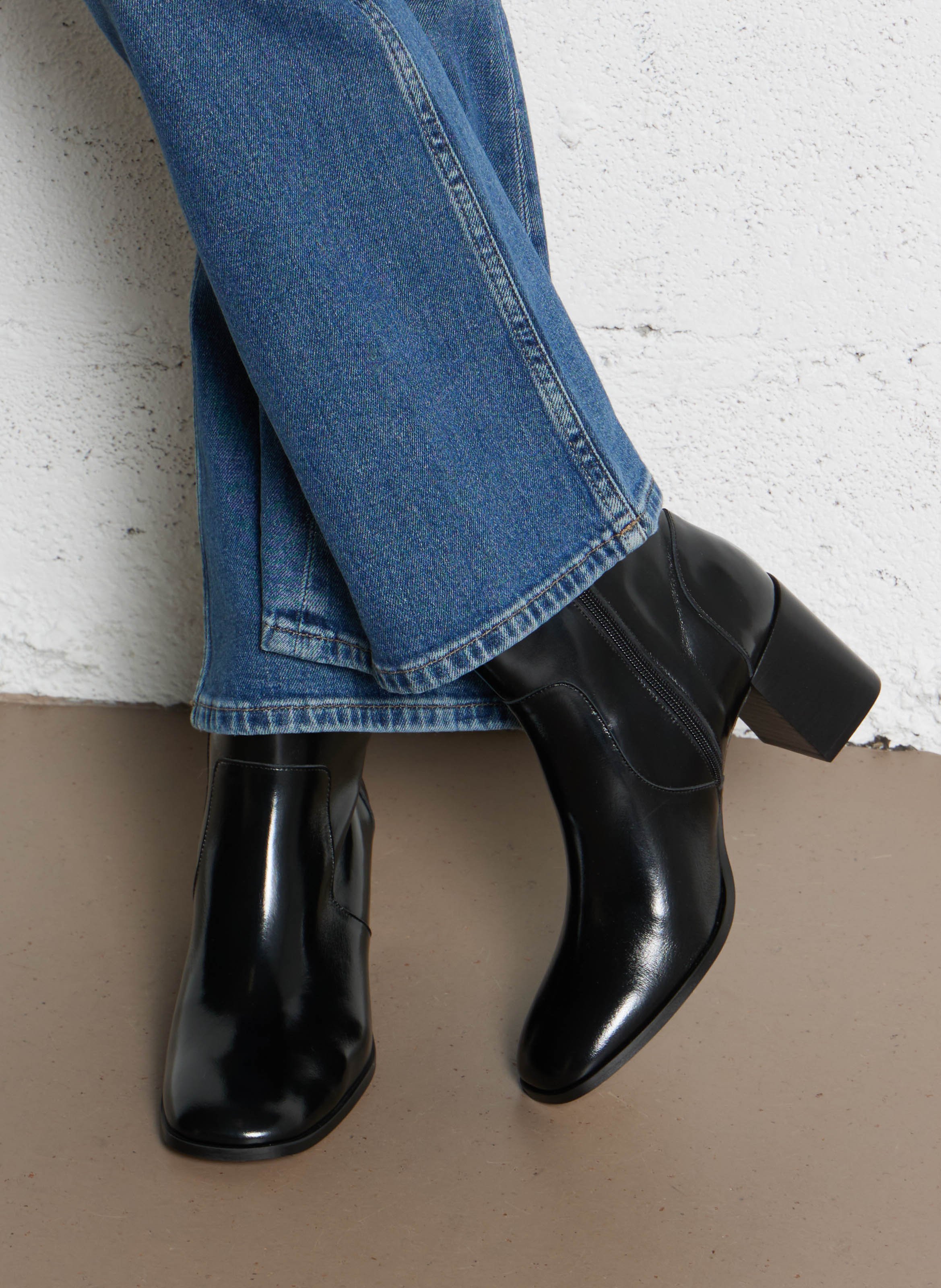 Bianca leather ankle boots COSMOPARIS Black