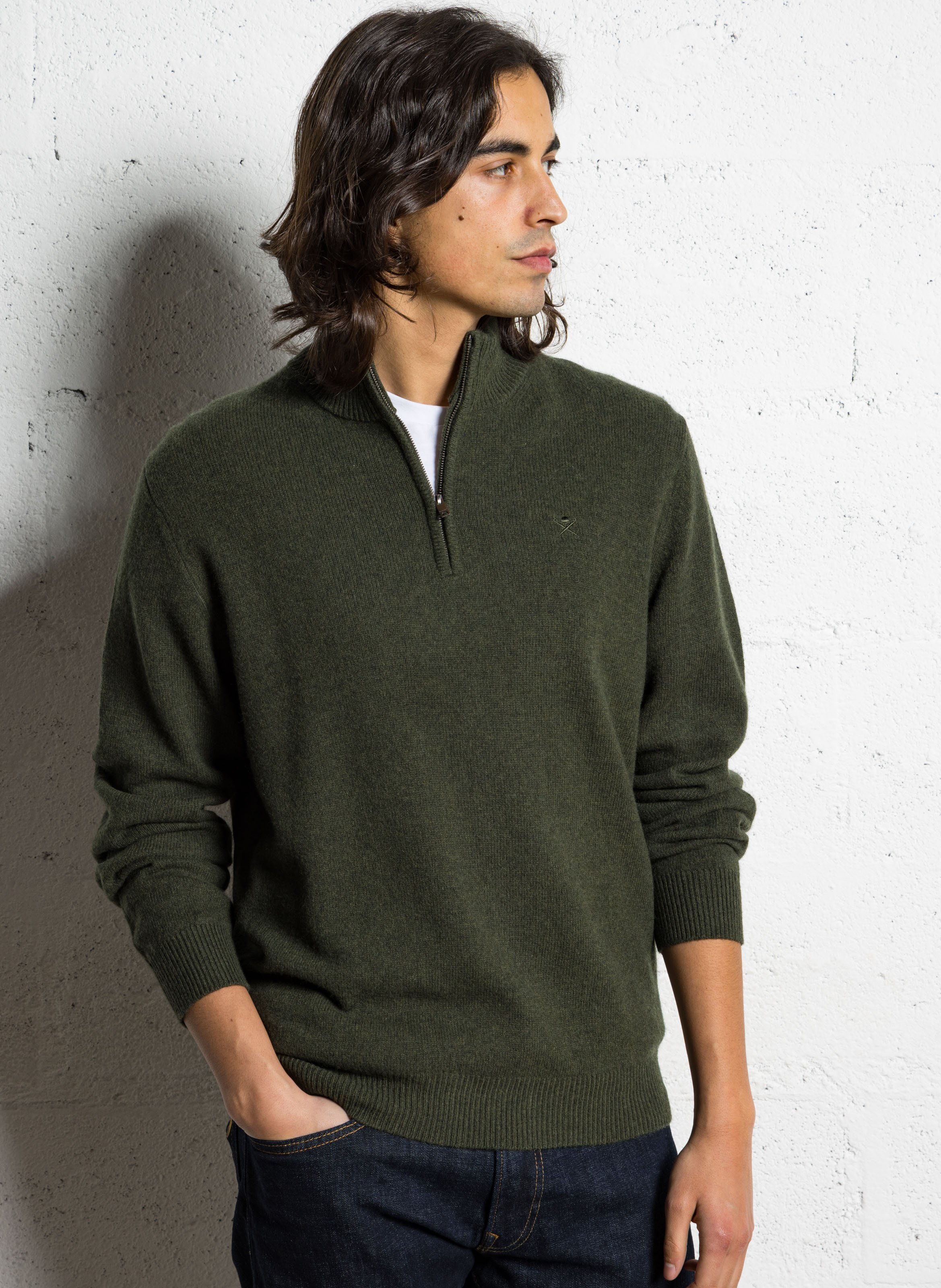 Gerade geschnittener Wollpullover mit Stehkragen und Reißverschluss HACKETT