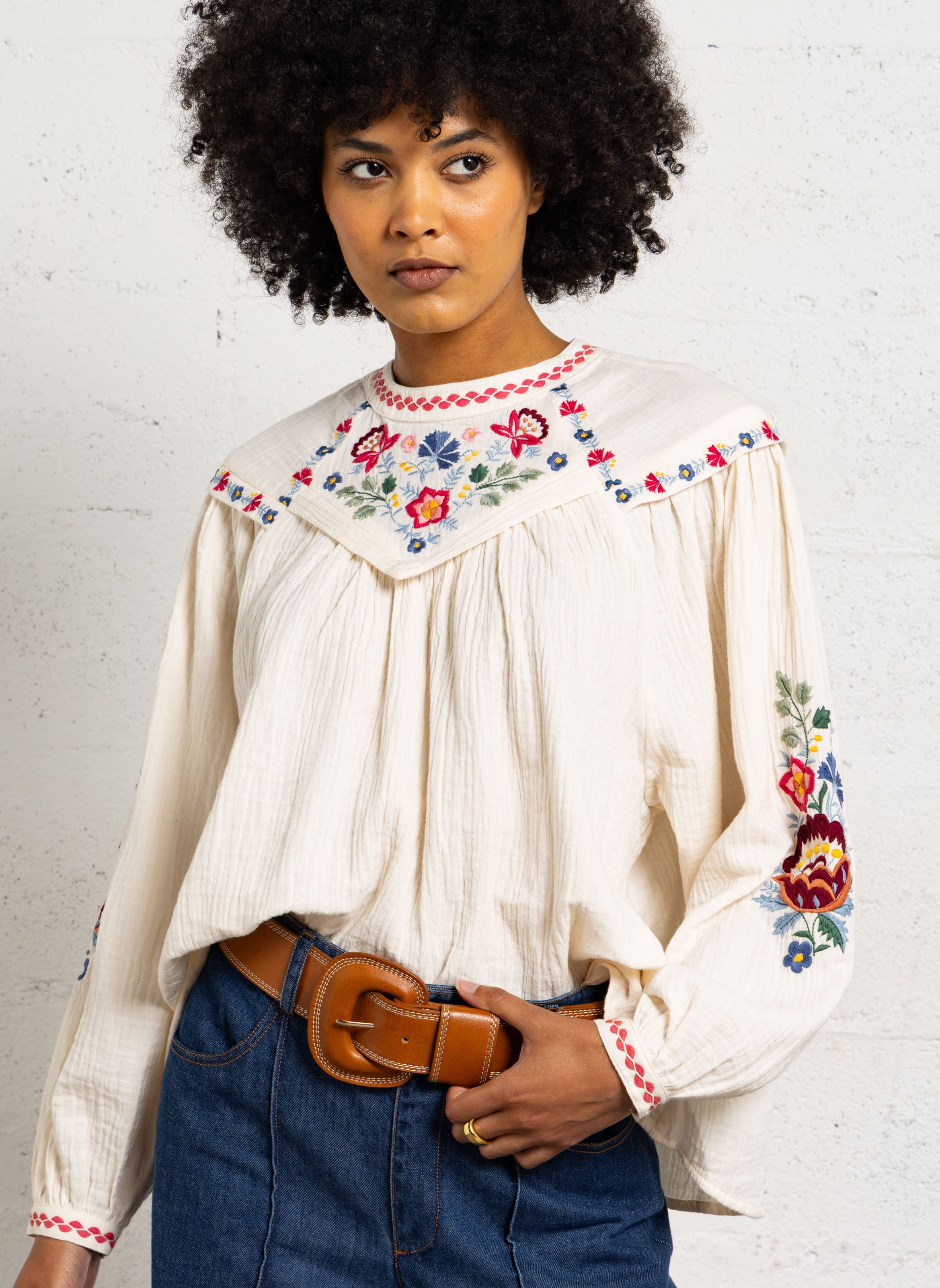 Bluse aus Bio-Baumwolle mit Rundhalskragen LOUISE MISHA Beige