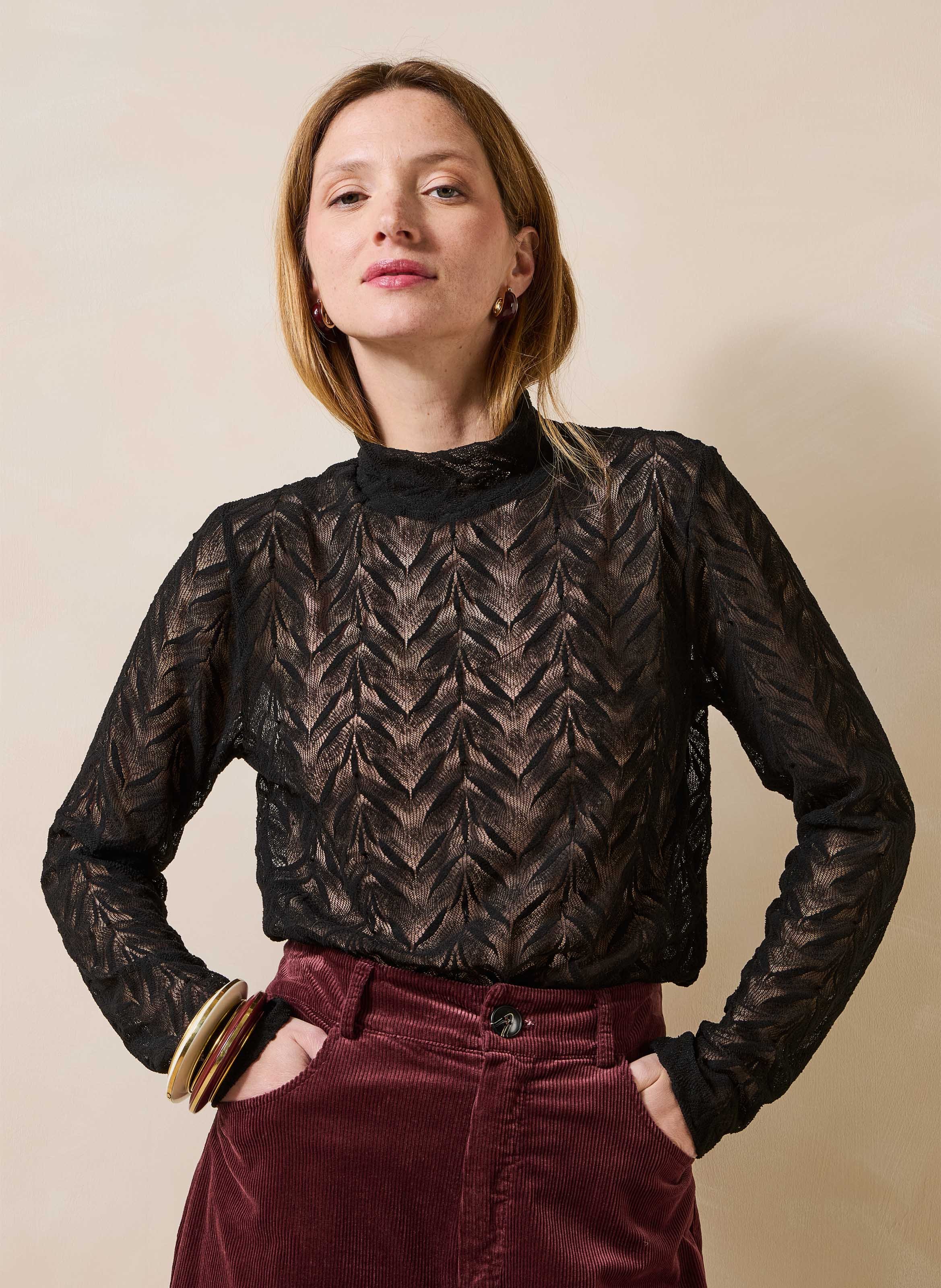 Top droit col montant LA FEE MARABOUTEE Noir