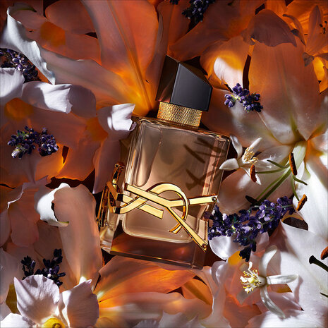 Libre Flowers & Flames YVES SAINT LAURENT No color