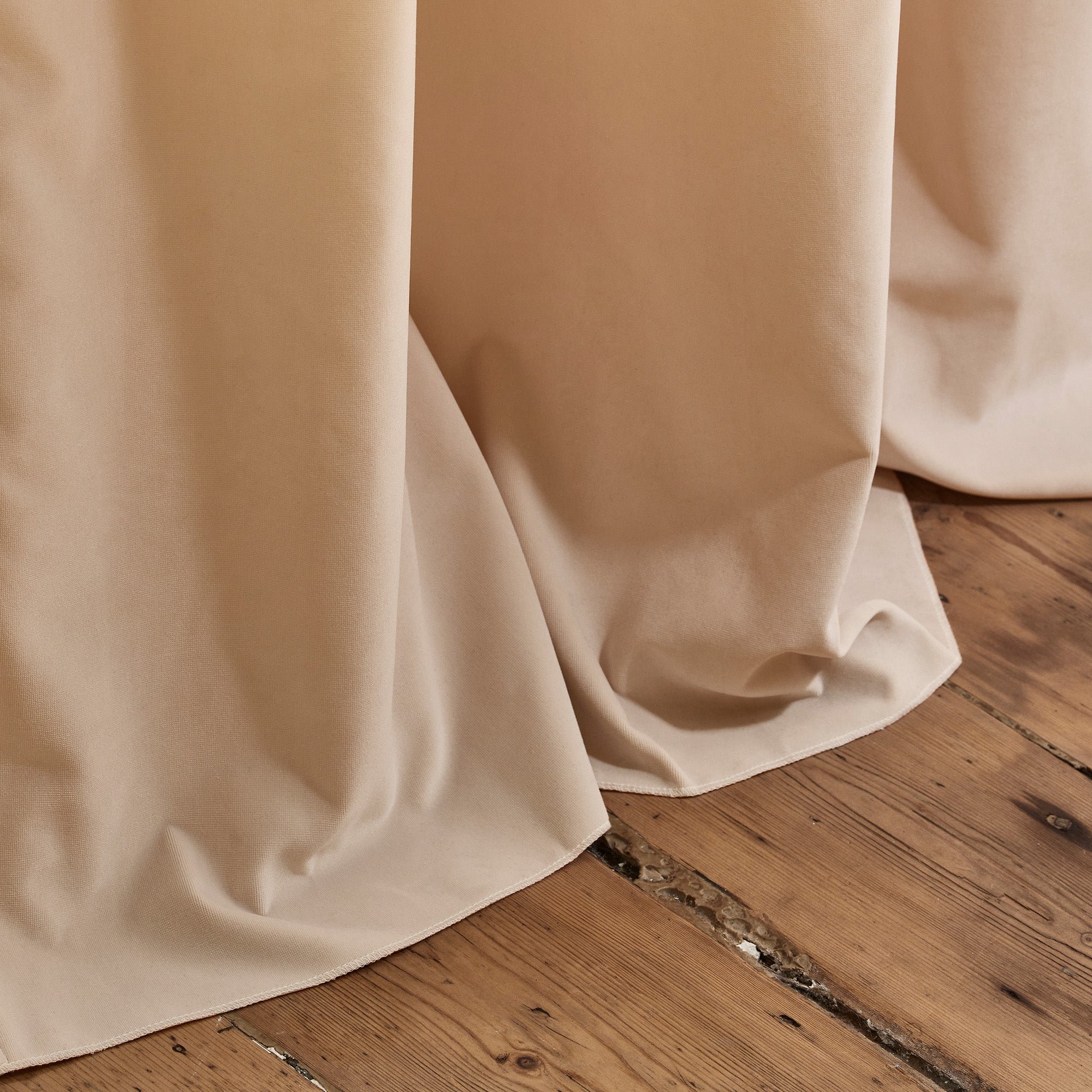 MATIA - Curtain with golden eyelets MADURA Beige