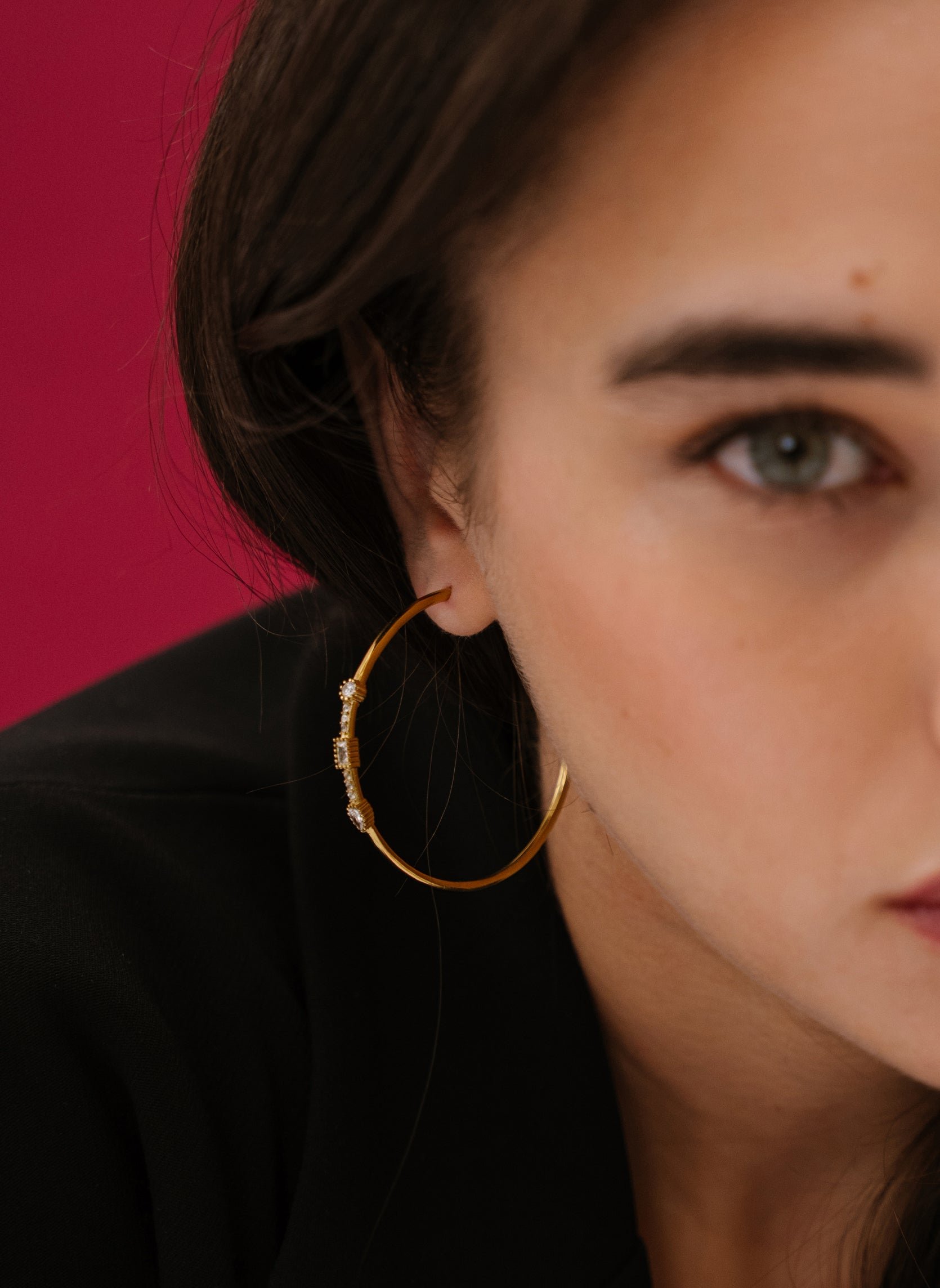Star-studded Sunita hoop earrings AEC Paris Golden