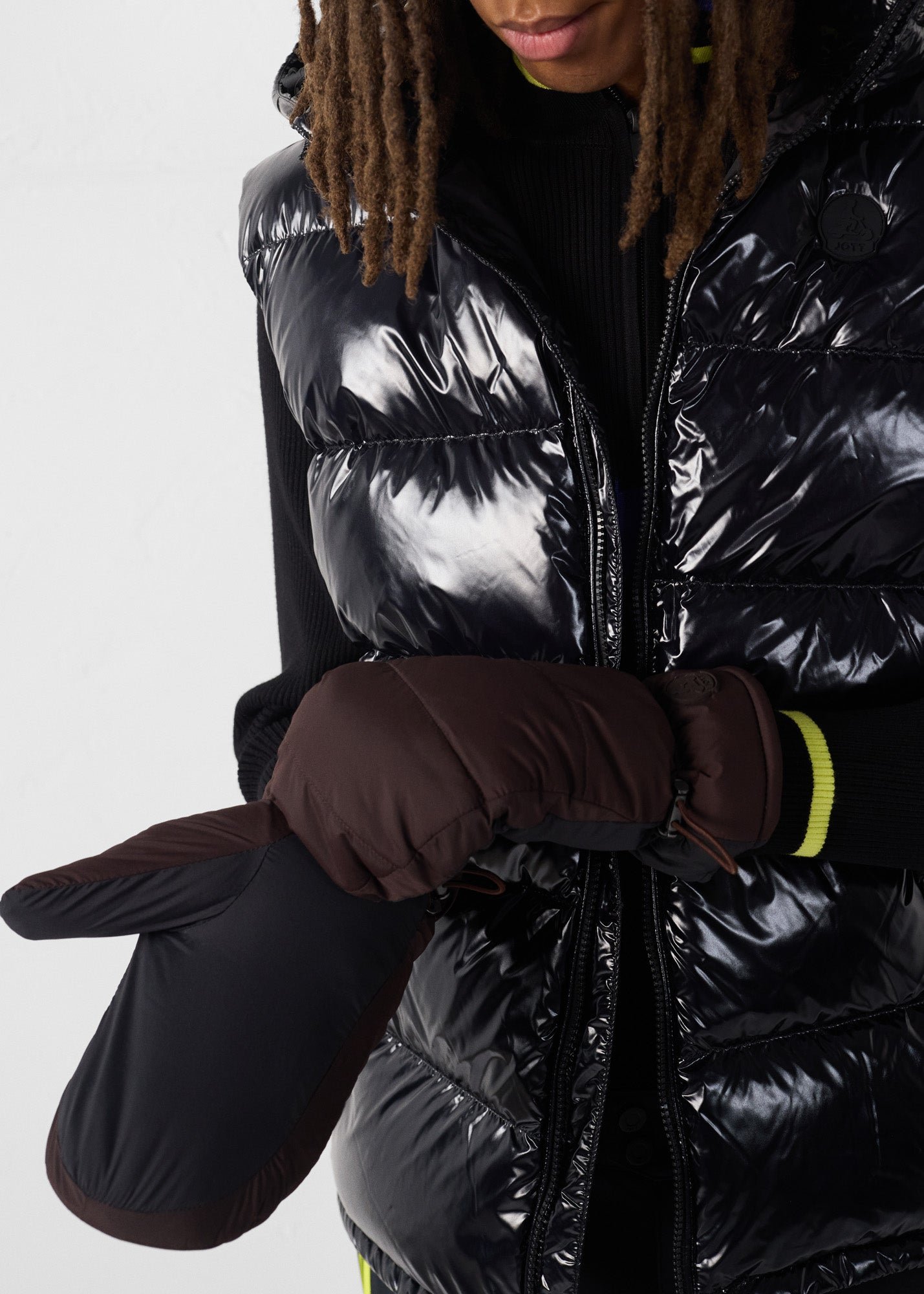 Black coffee blade mittens JOTT Brown