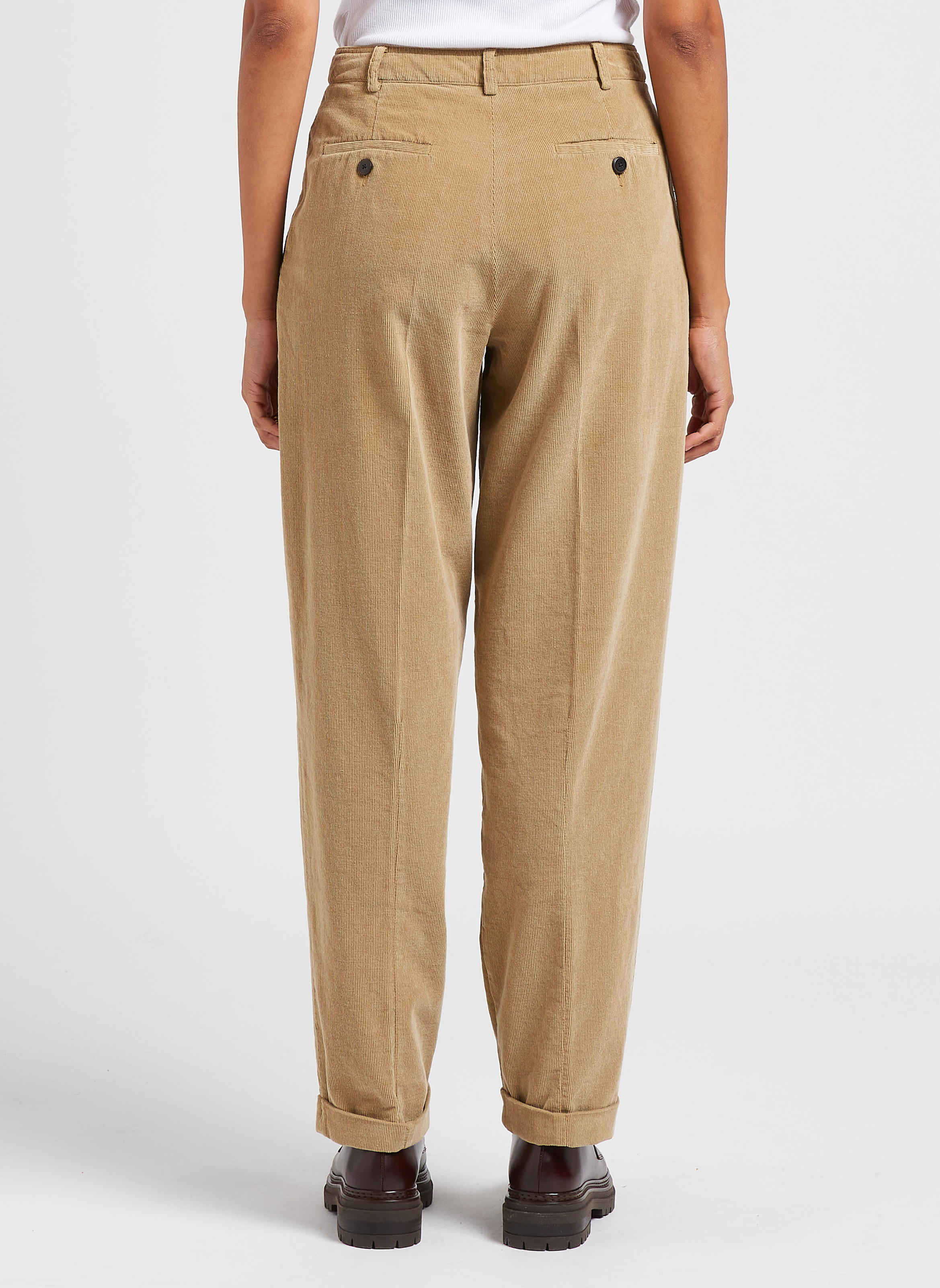 Pantalon carotte en coton de velours côtelé  POMANDERE Marron