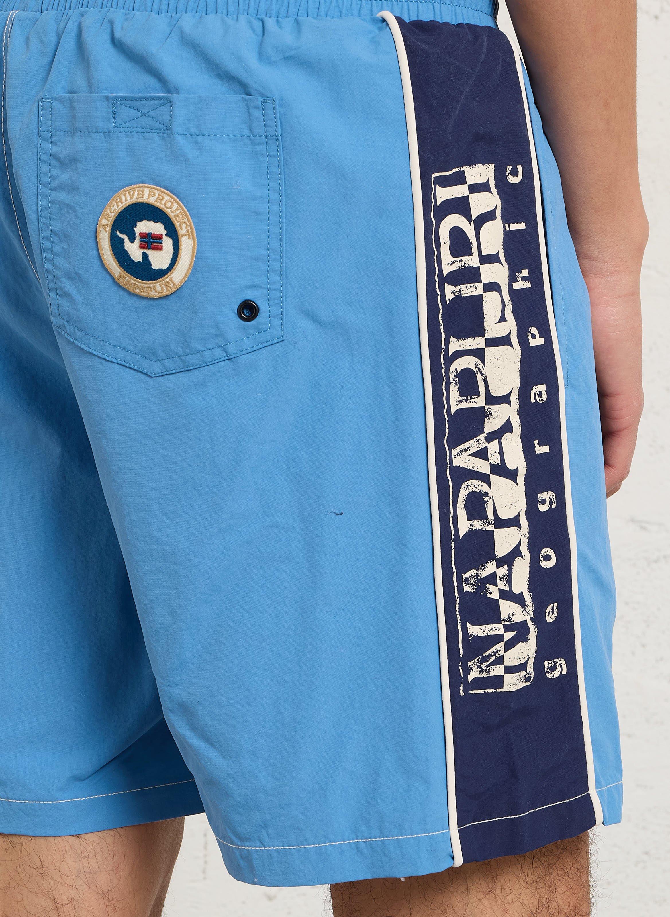 Gerade geschnittene Shorts mit Stickerei NAPAPIJRI Blau