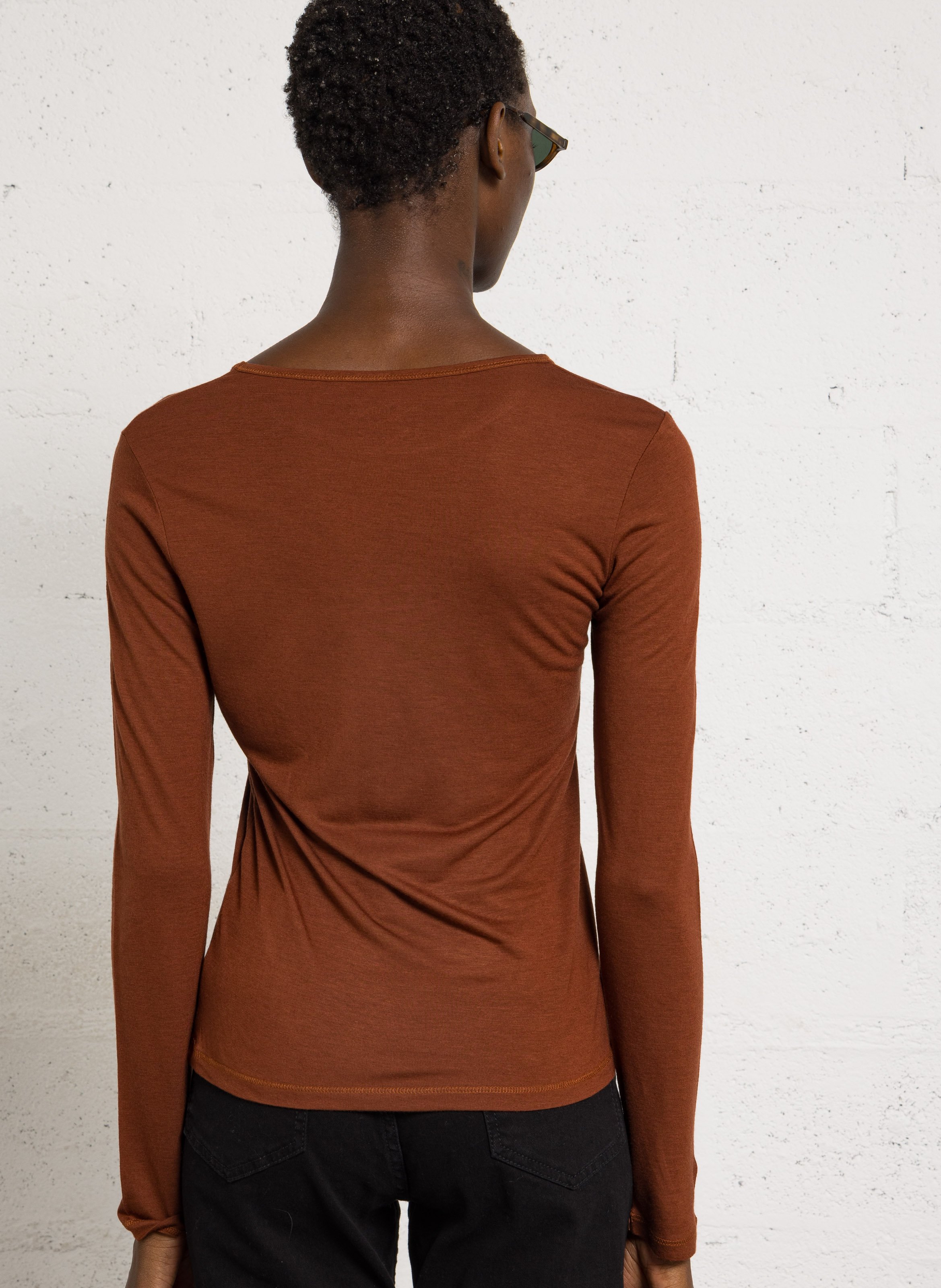 Round neck long sleeve t-shirt NICE THINGS Brown