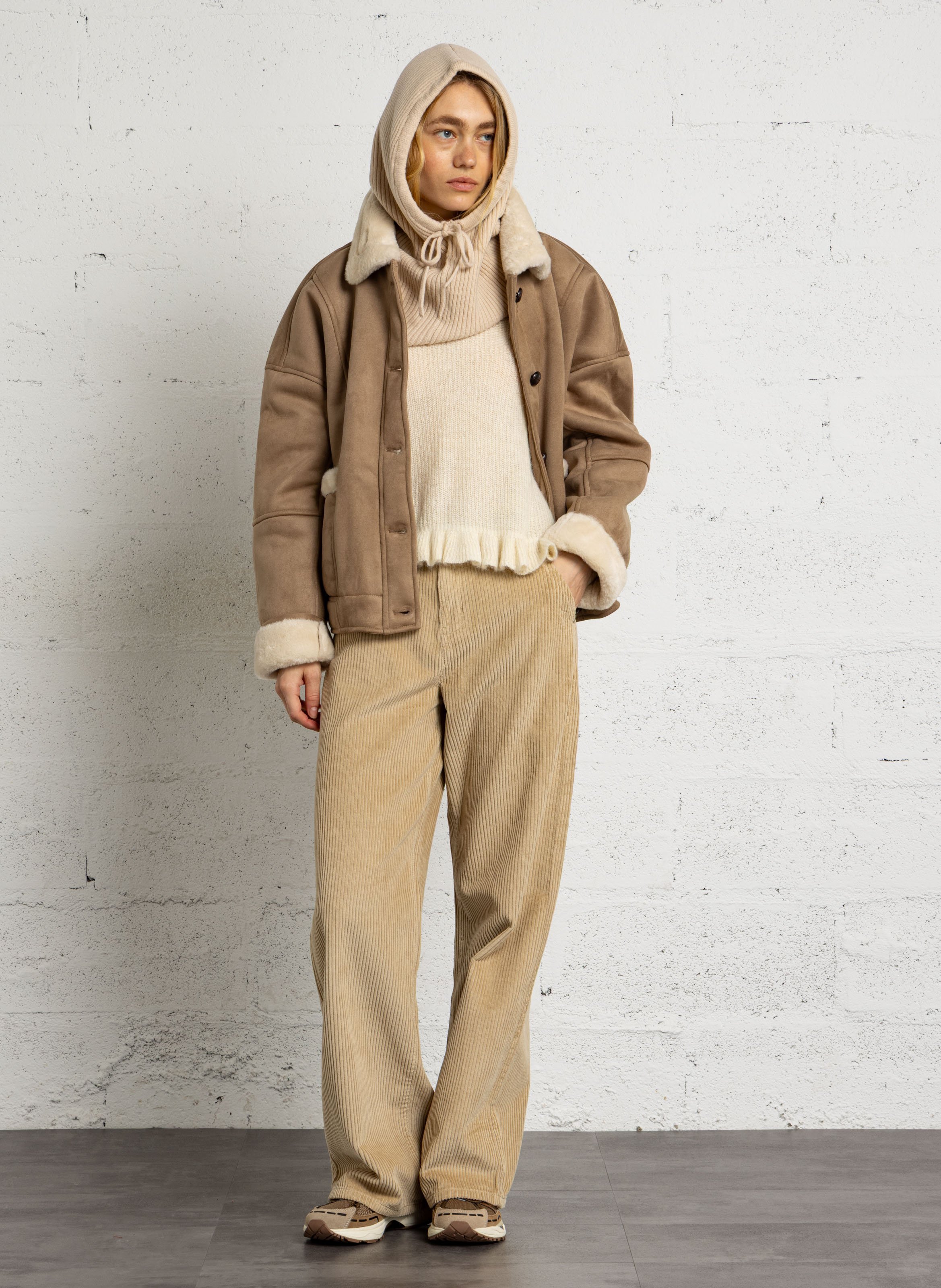 Ruffled collar jumper with a buttoned back in wool and silk DES PETITS HAUTS Beige