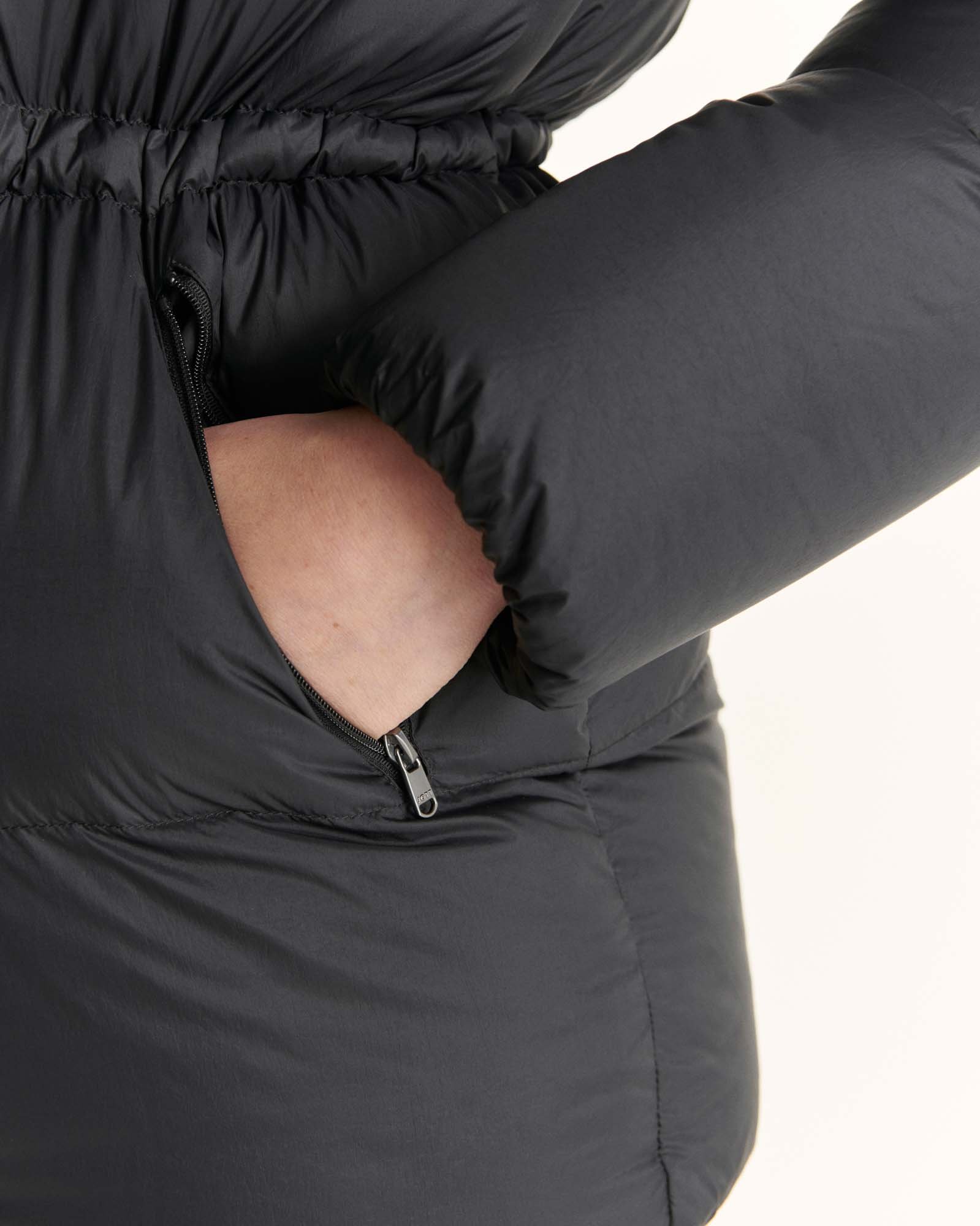 Luxury 2.0 Hooded Puffer Jacket for Extreme Cold JOTT Black