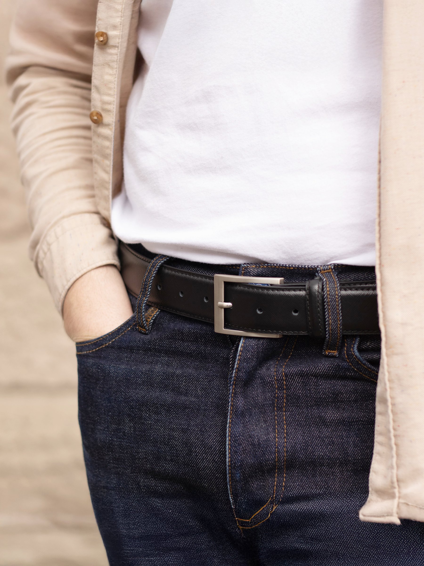 Classic engraved leather belt JULES & JENN Black