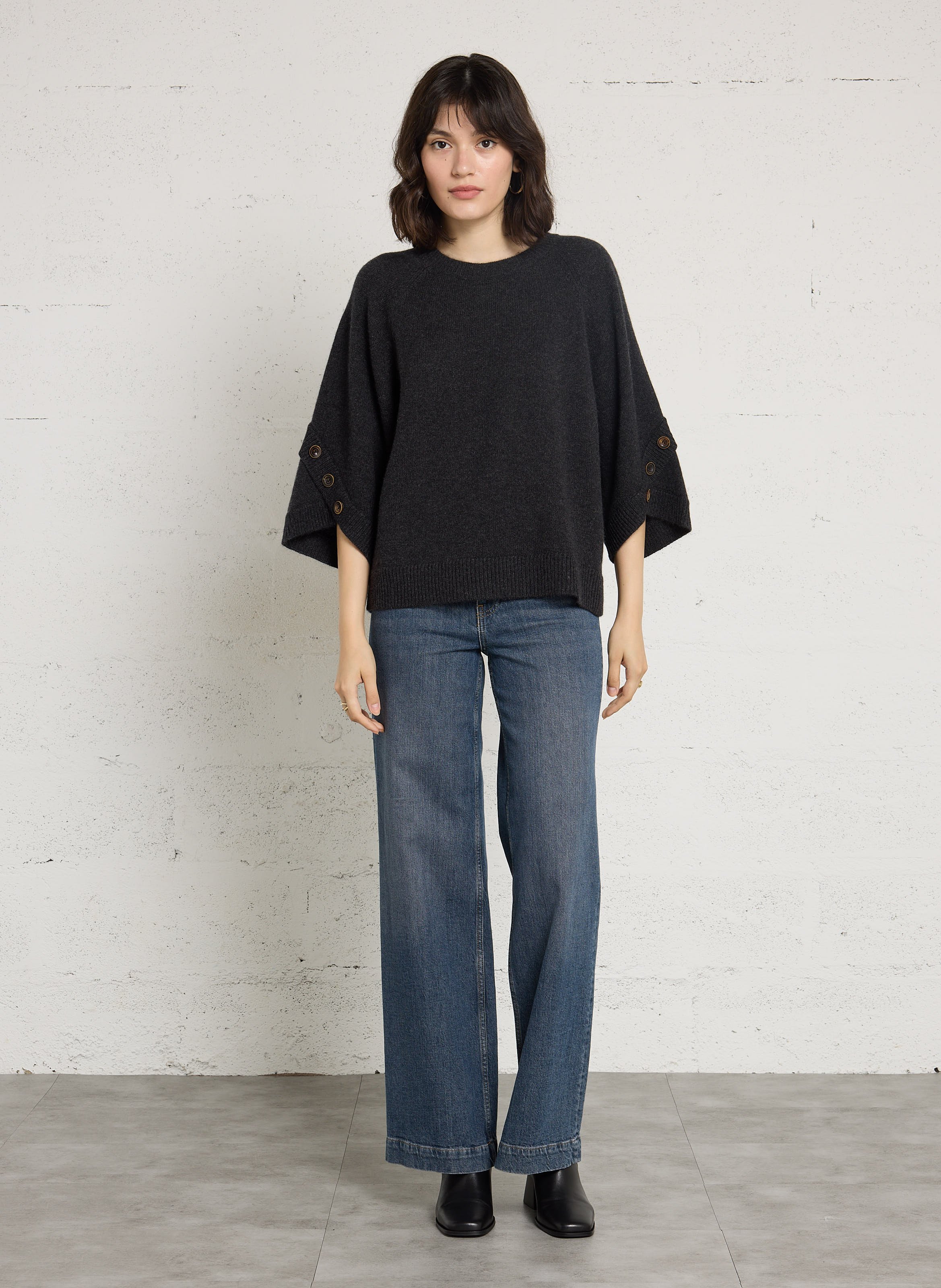Gerader Kaschmirpullover mit Rundhalsausschnitt MAISON 123 Grau
