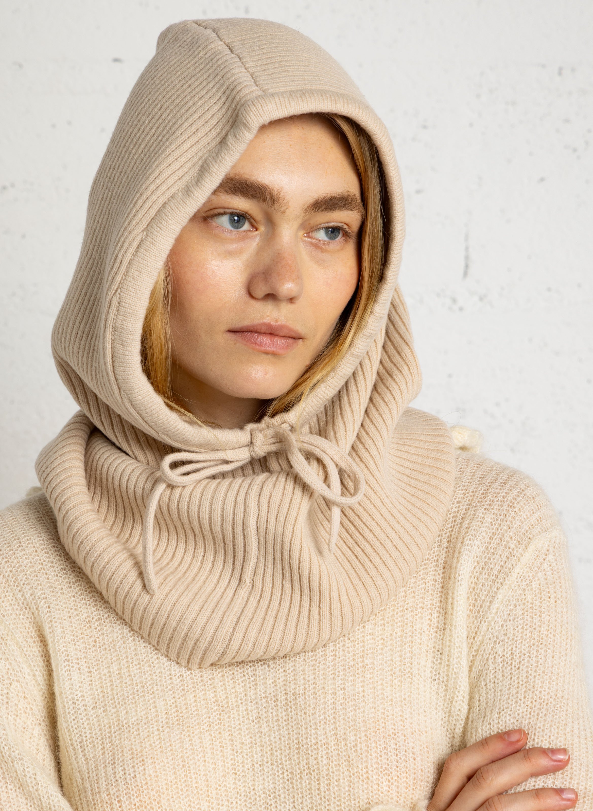 Kapuzenmütze aus Wolle BENSIMON Beige