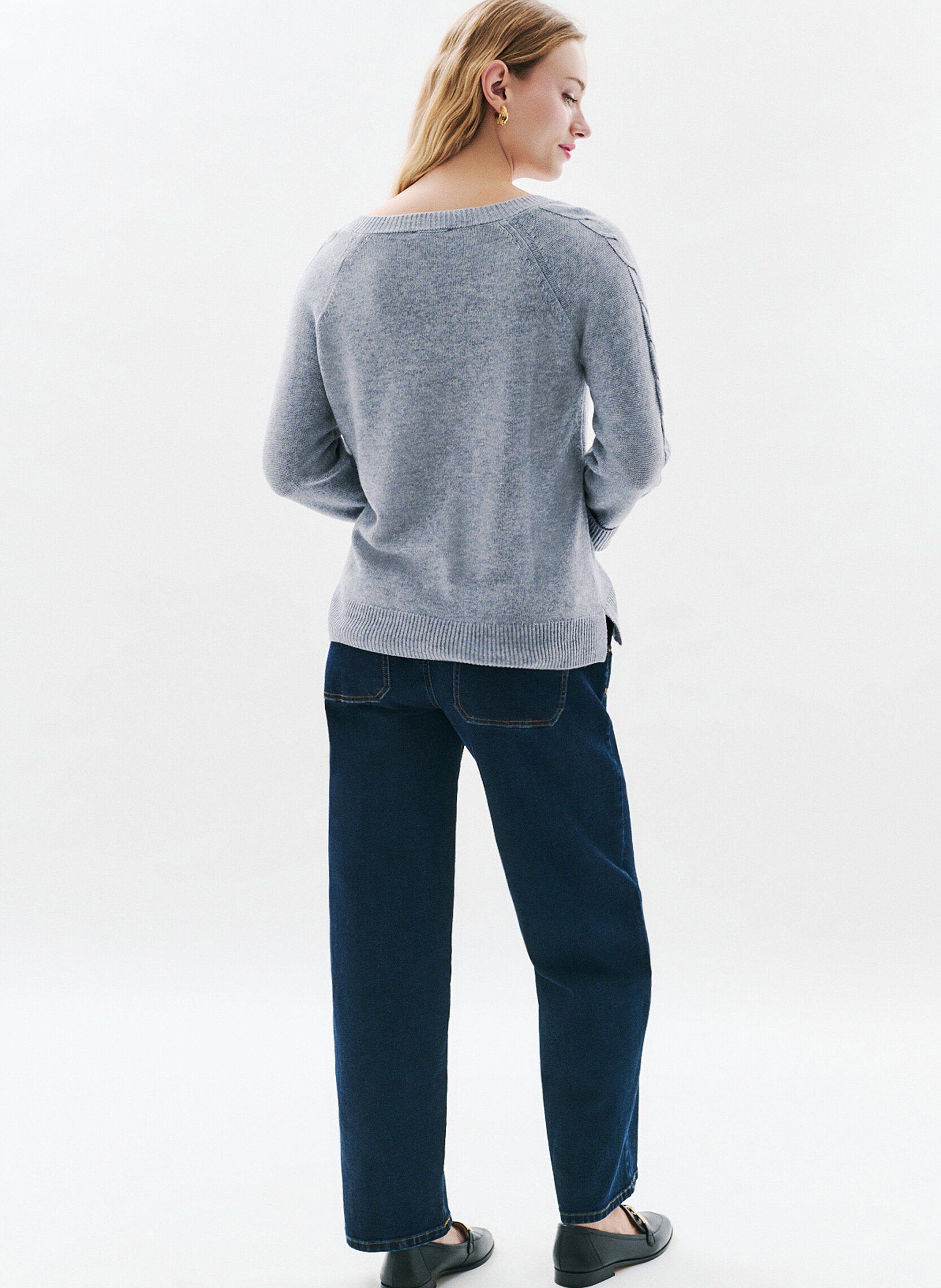 Pull col V en laine mélangée CAROLL Gris