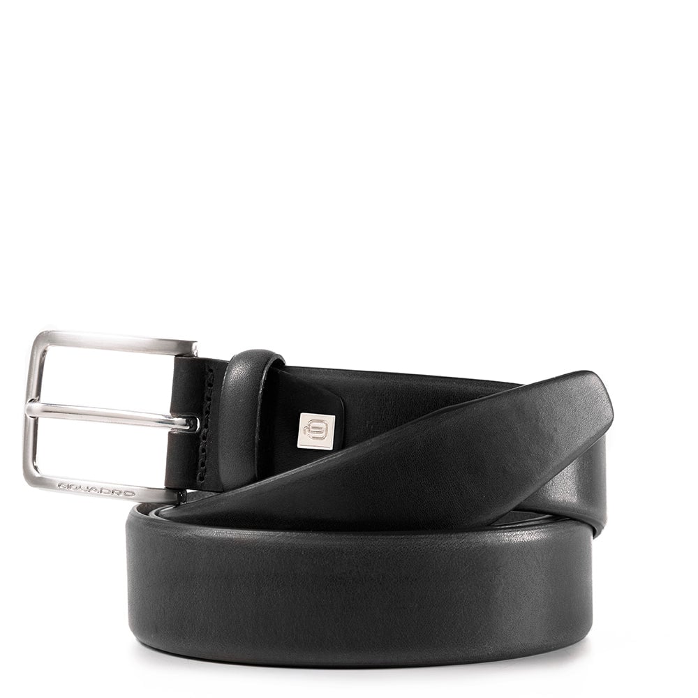 - Buckle closure. - Width: 3 cm.  PIQUADRO Black