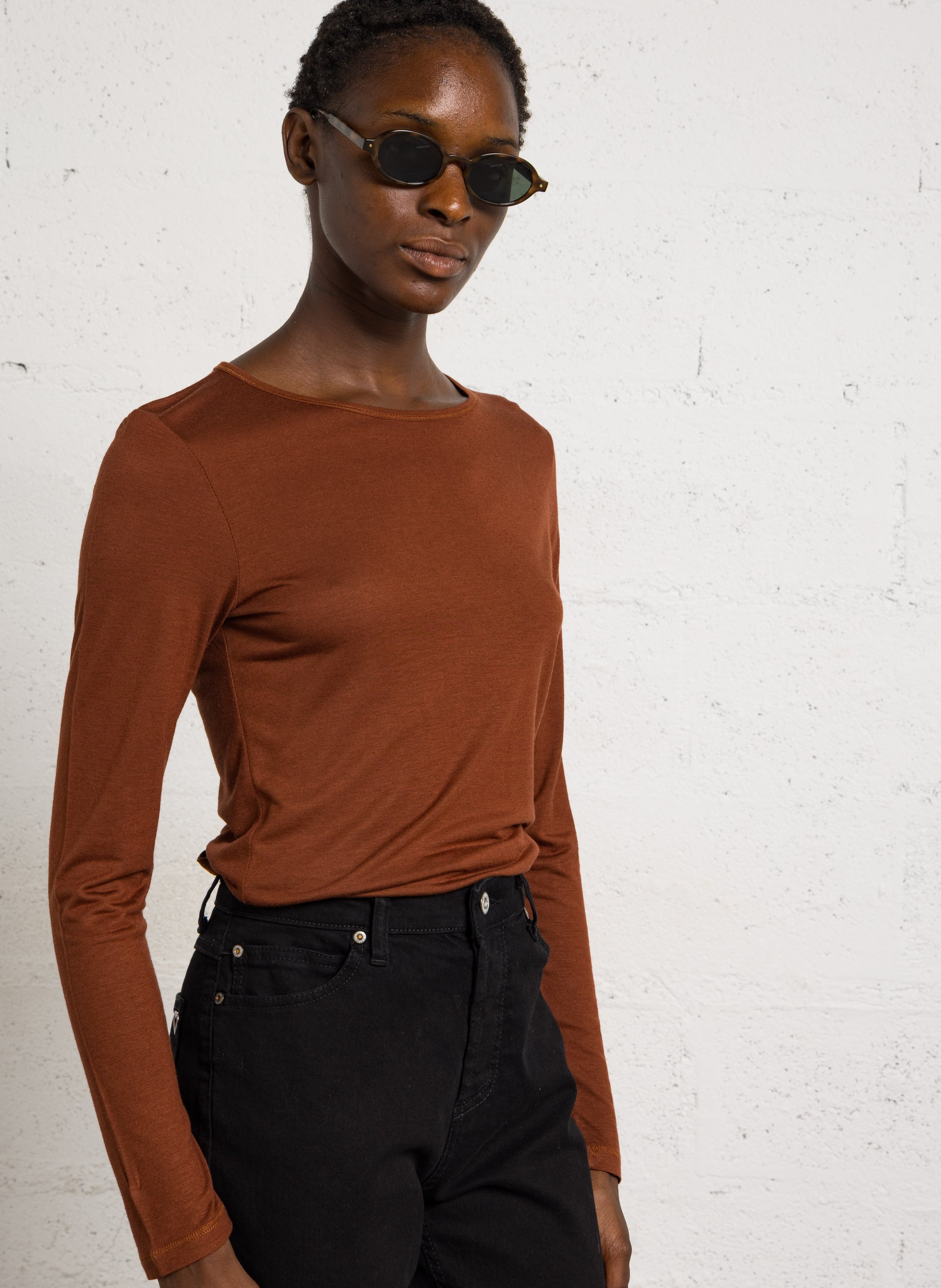 Round neck long sleeve t-shirt NICE THINGS