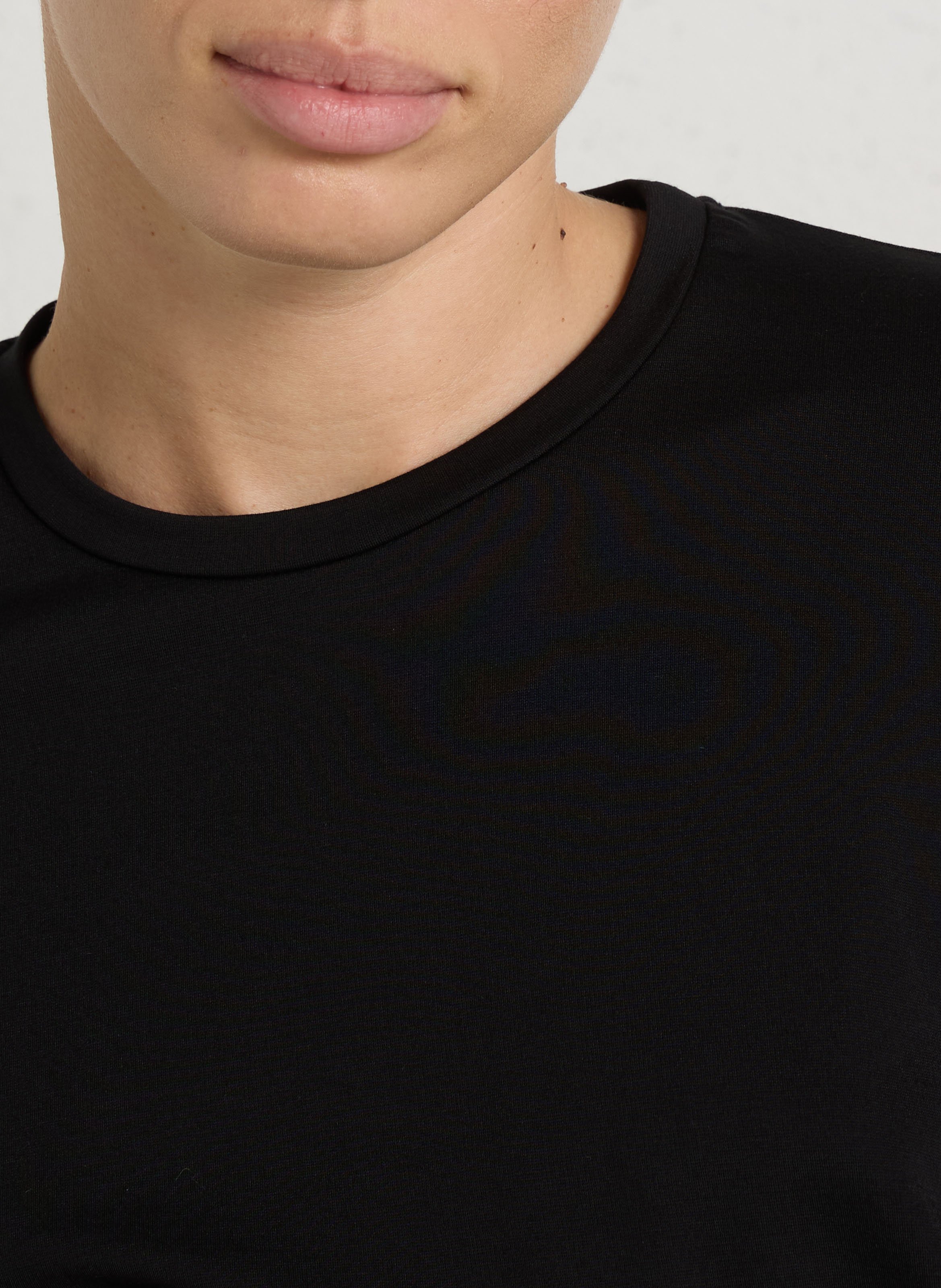 T-shirt manches courtes col rond noué IMPERIAL Noir