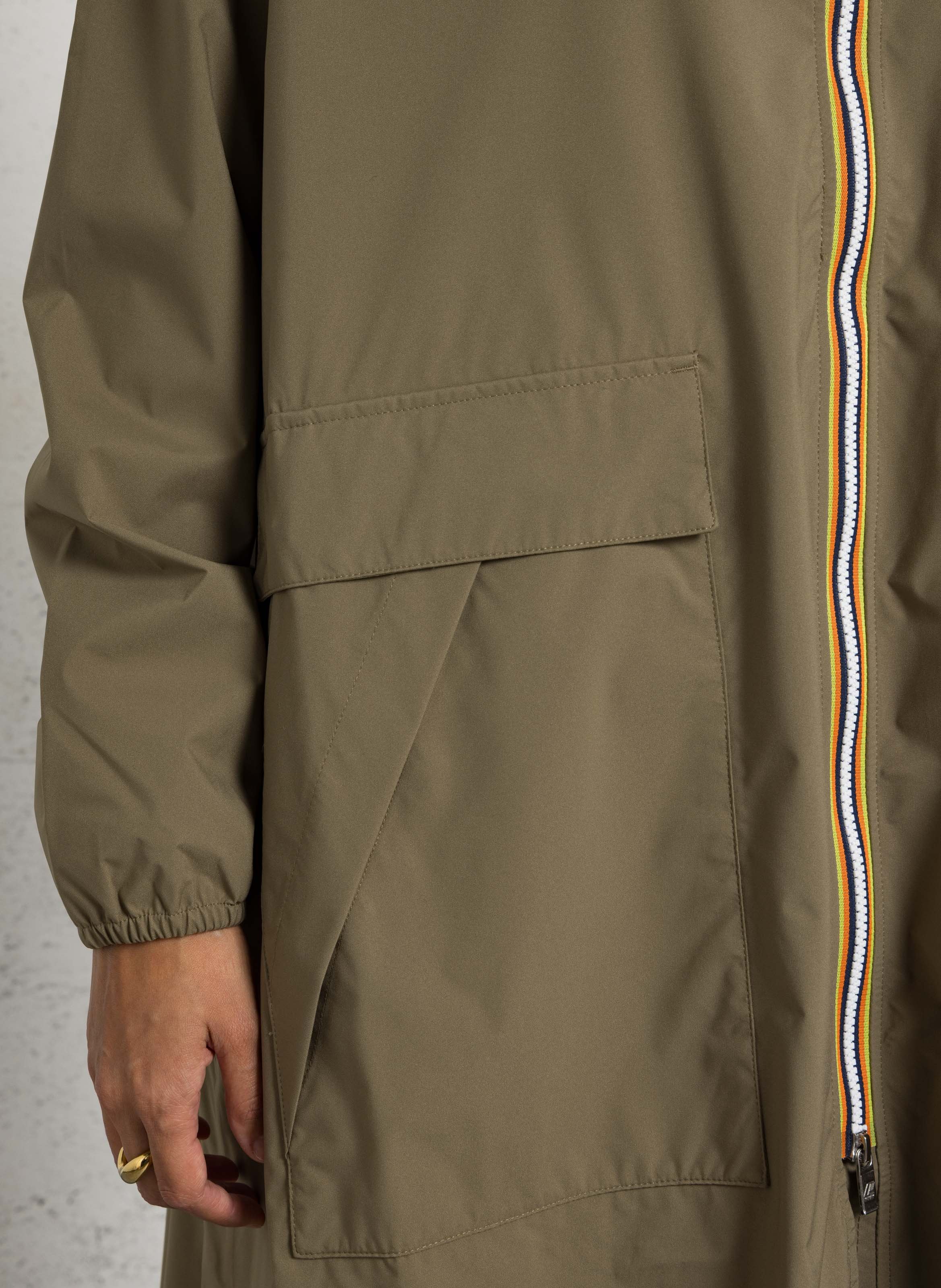 Langer Oversize-Parka mit Kapuze K-WAY Grun