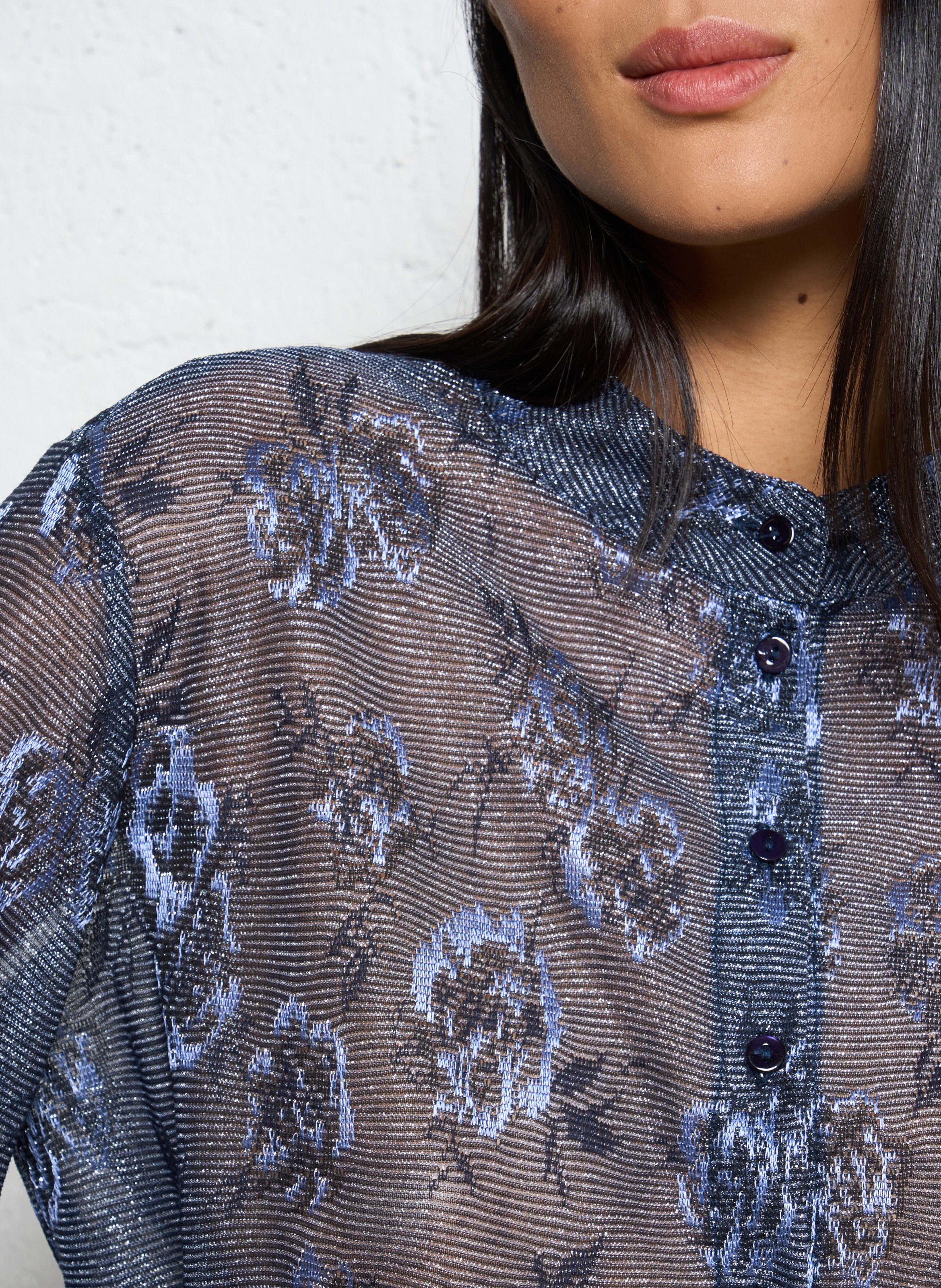 Fluid round neck shirt with shiny patterns MOMONI Blue