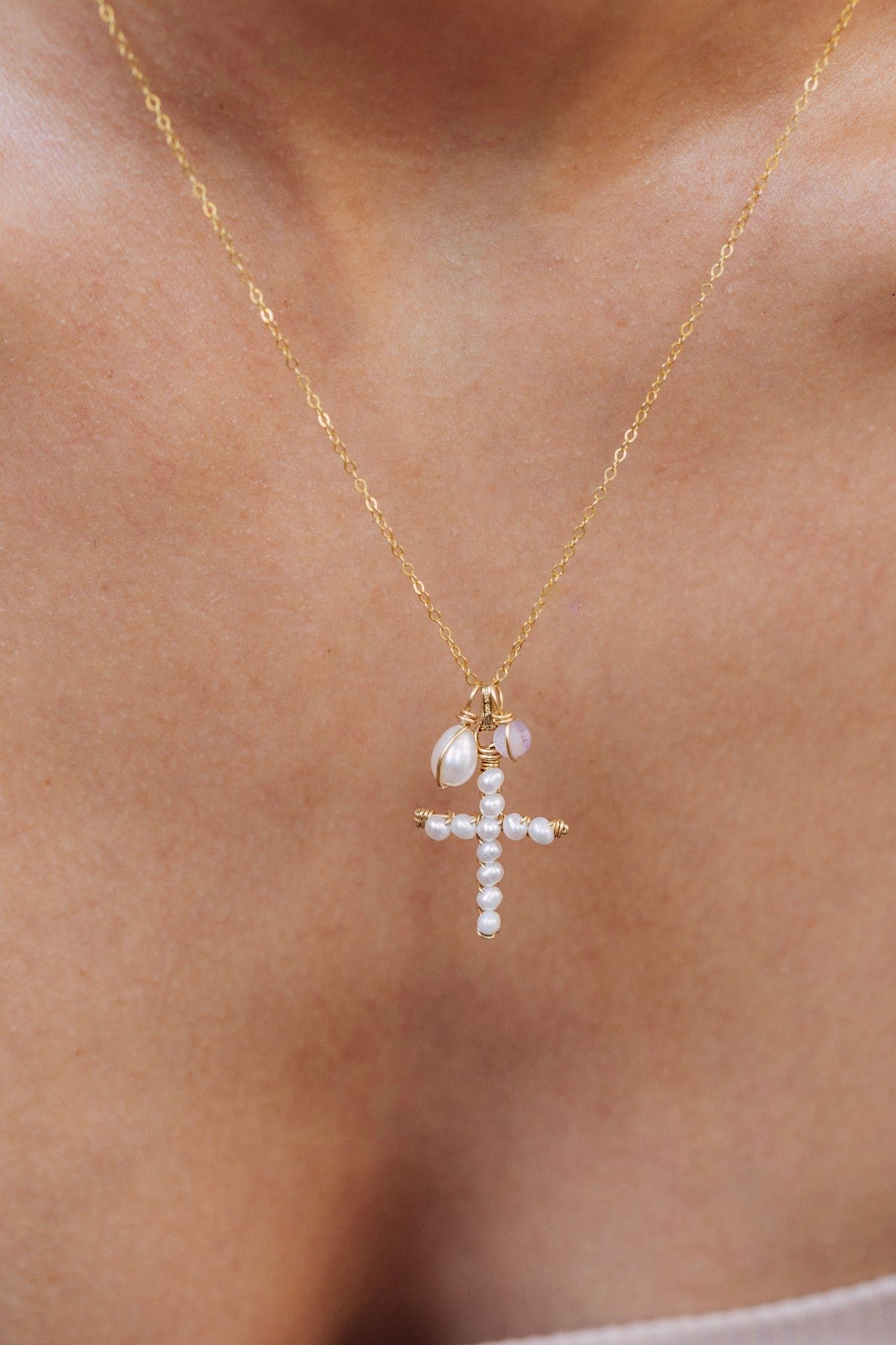 Vera Pearl Pendant YAY Golden