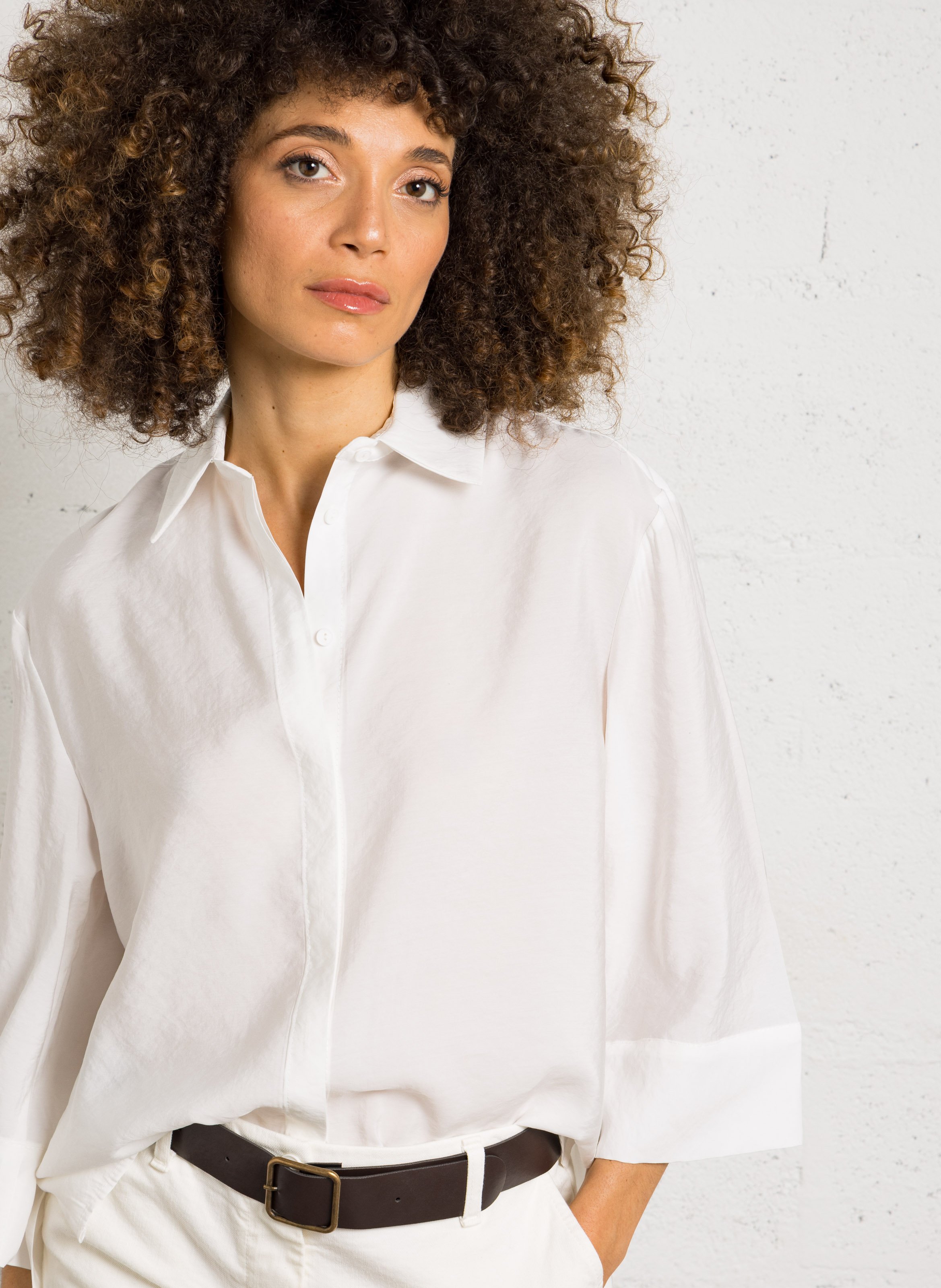 Chemise col classique PLEASE White