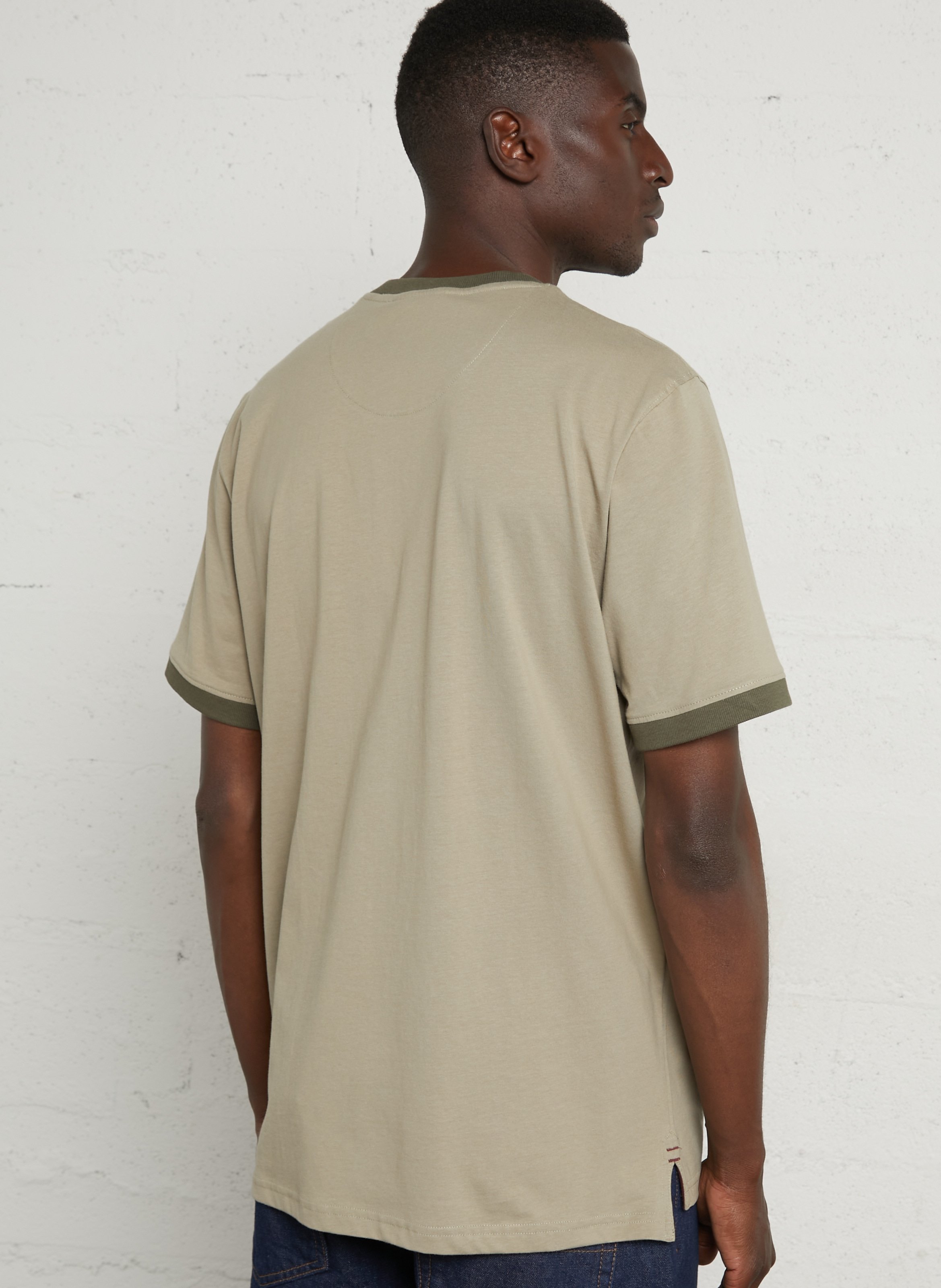 Tee-shirt droit col rond brodé CHEVIGNON Vert