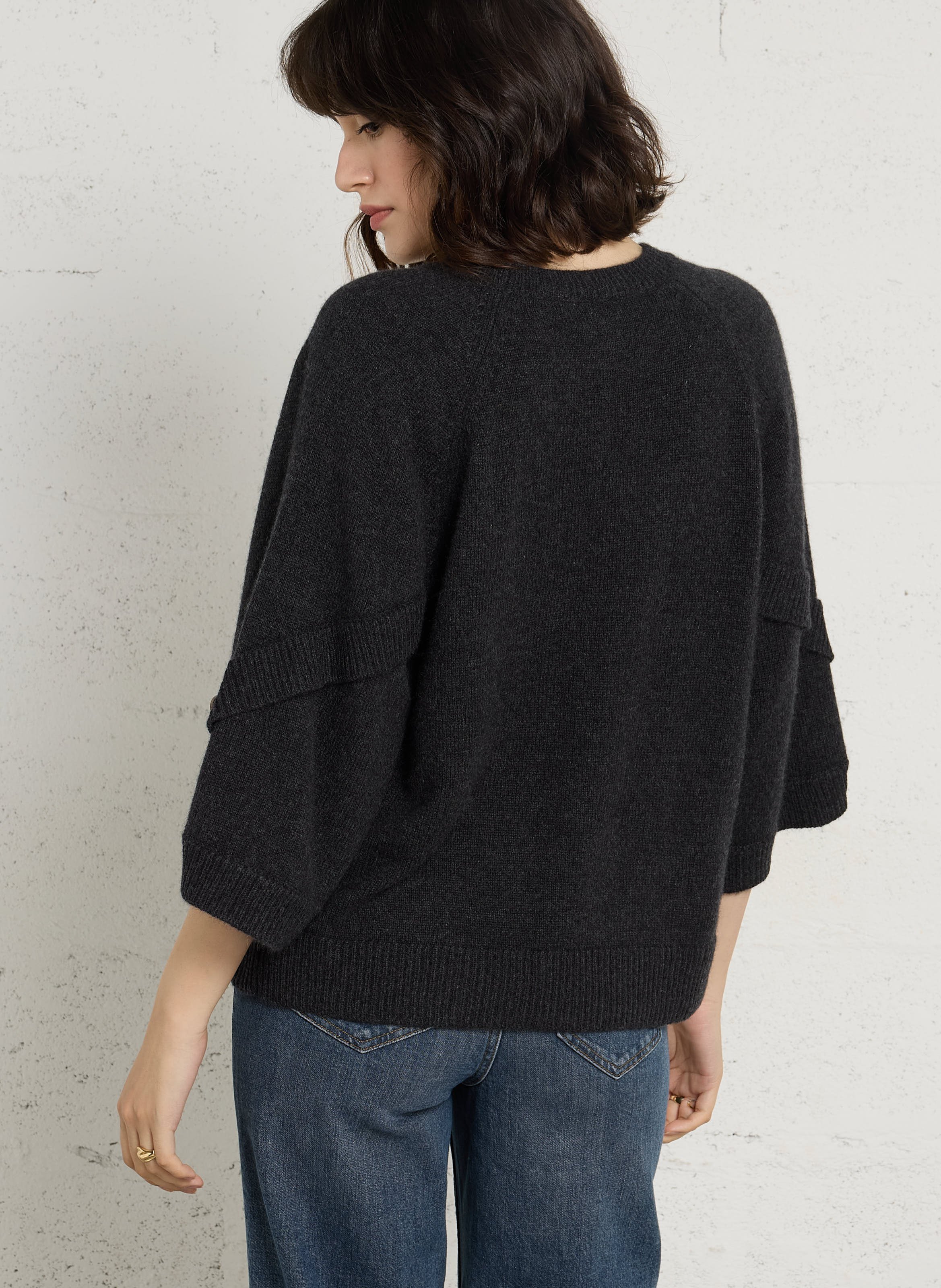 Gerader Kaschmirpullover mit Rundhalsausschnitt MAISON 123 Grau