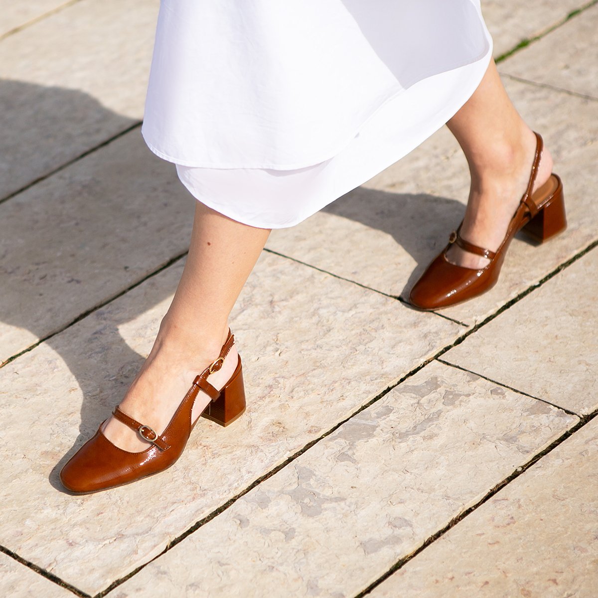 Patent leather slingbacks JULES & JENN Brown