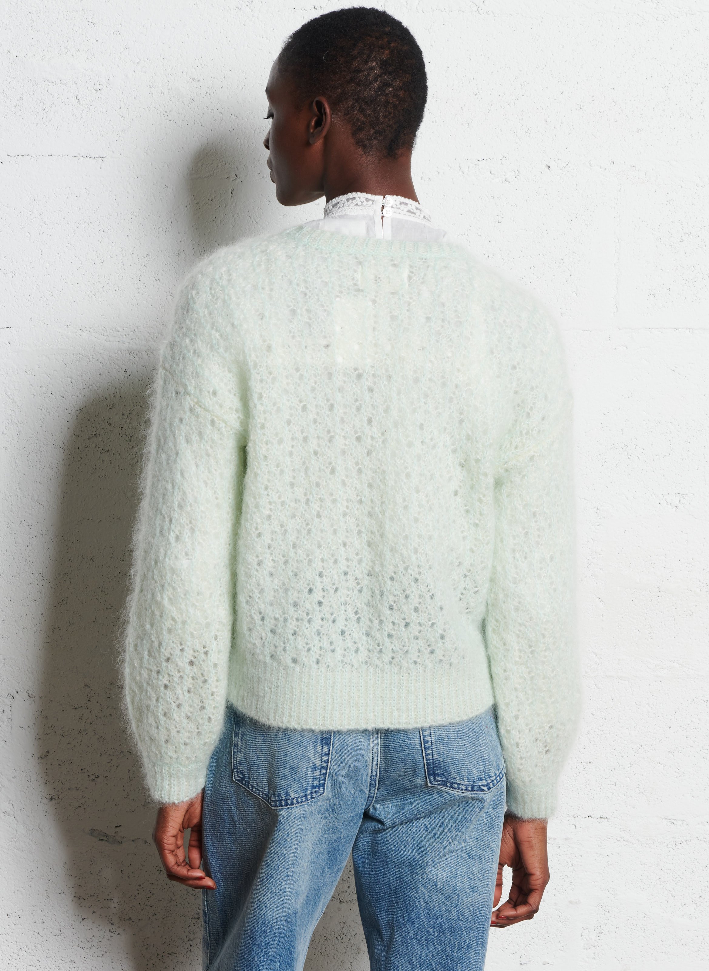 Caissa - Wollstrickpullover mit V-Ausschnitt und Details DES PETITS HAUTS Grun
