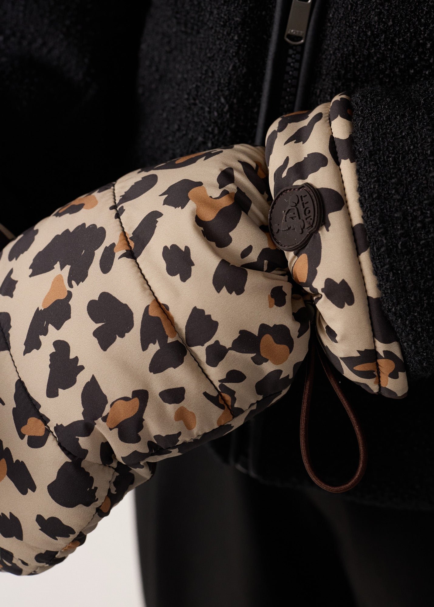 Blade print mittens JOTT Brown