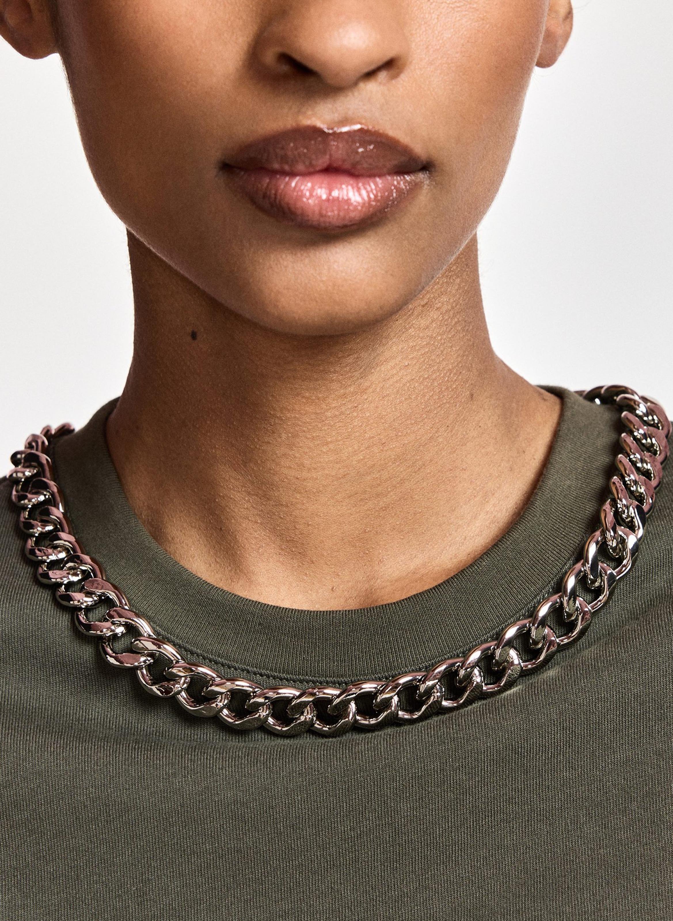 Weites T-Shirt mit Bio-Baumwollkragen mit Kette ESSENTIEL ANTWERP Grun
