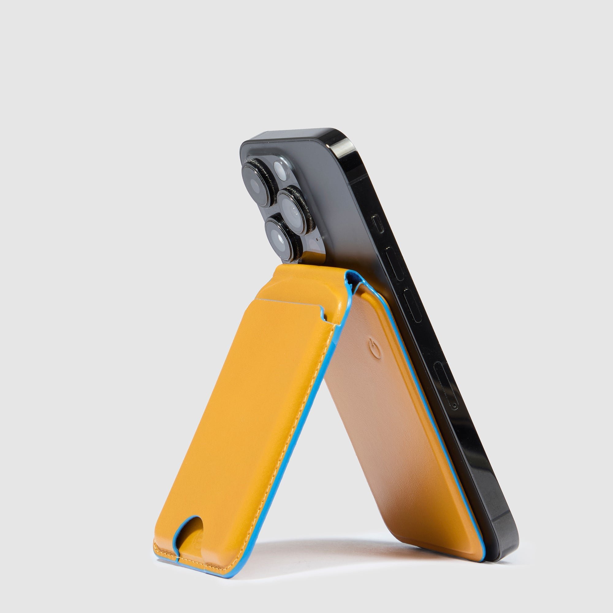 Portefeuille magsafe avec traqueur rechargeable PIQUADRO Jaune