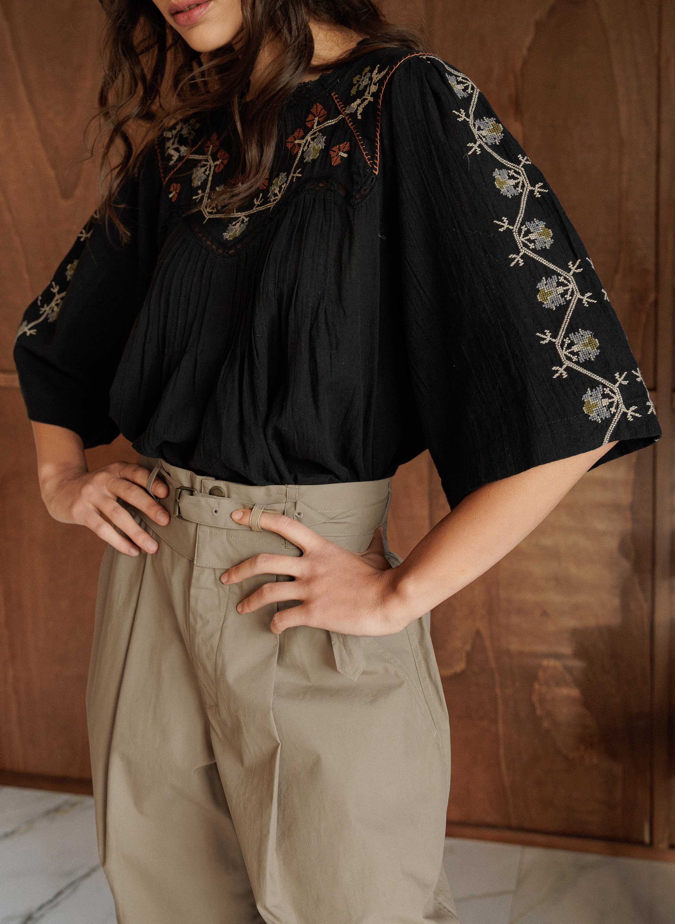 Blouse col rond en coton bio INDI & COLD Noir