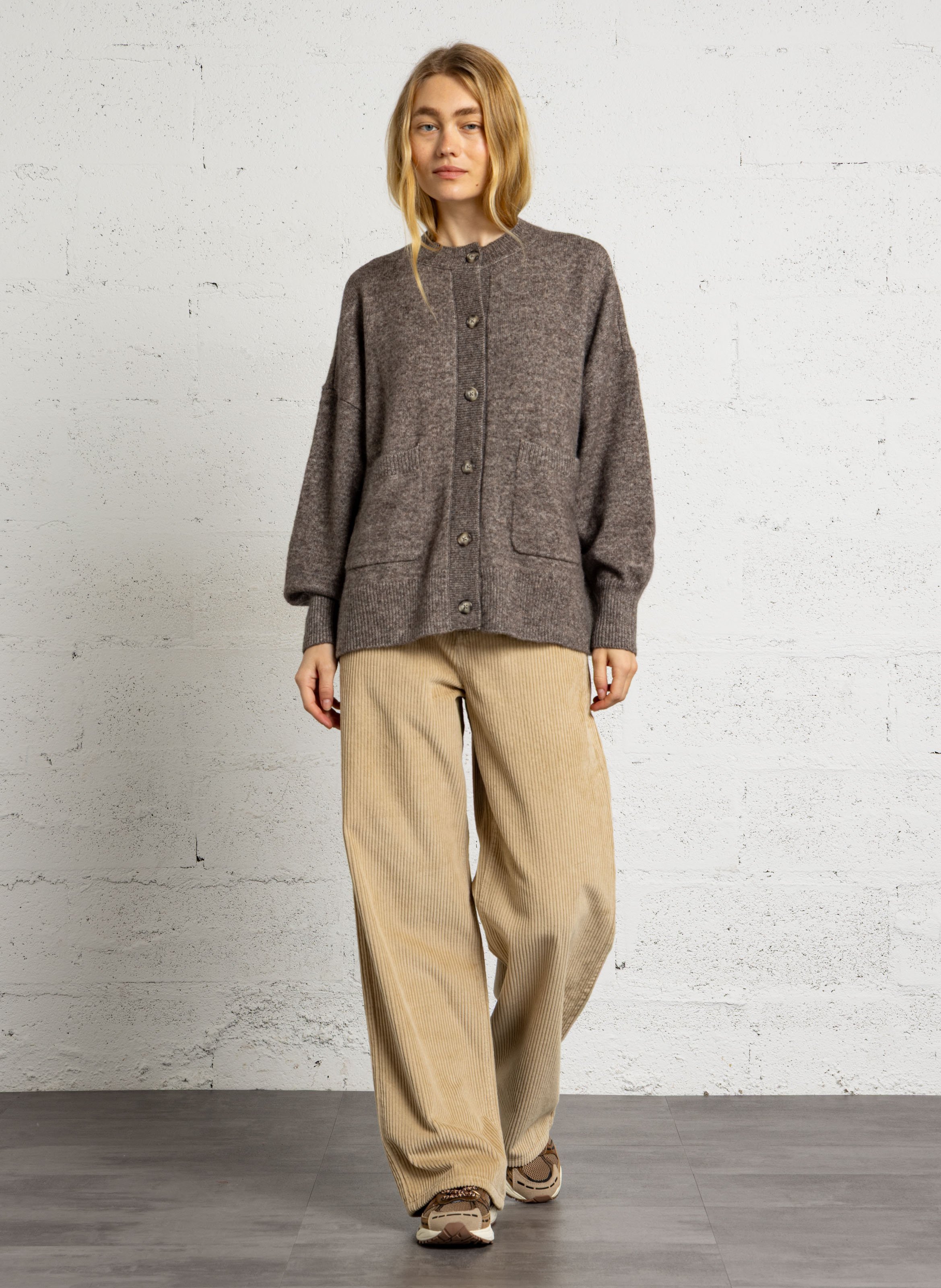 Loose-Fitting Cotton and Wool Crew-Neck Cardigan DES PETITS HAUTS Grey