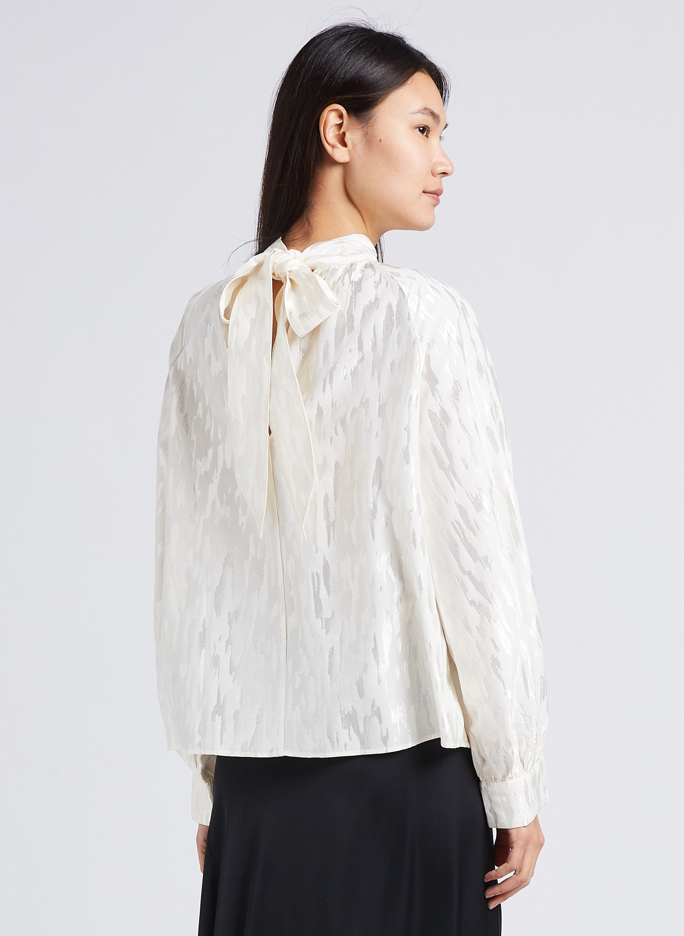 Weit geschnittenes Top mit V-Ausschnitt zum Binden SAMSOE SAMSOE Beige