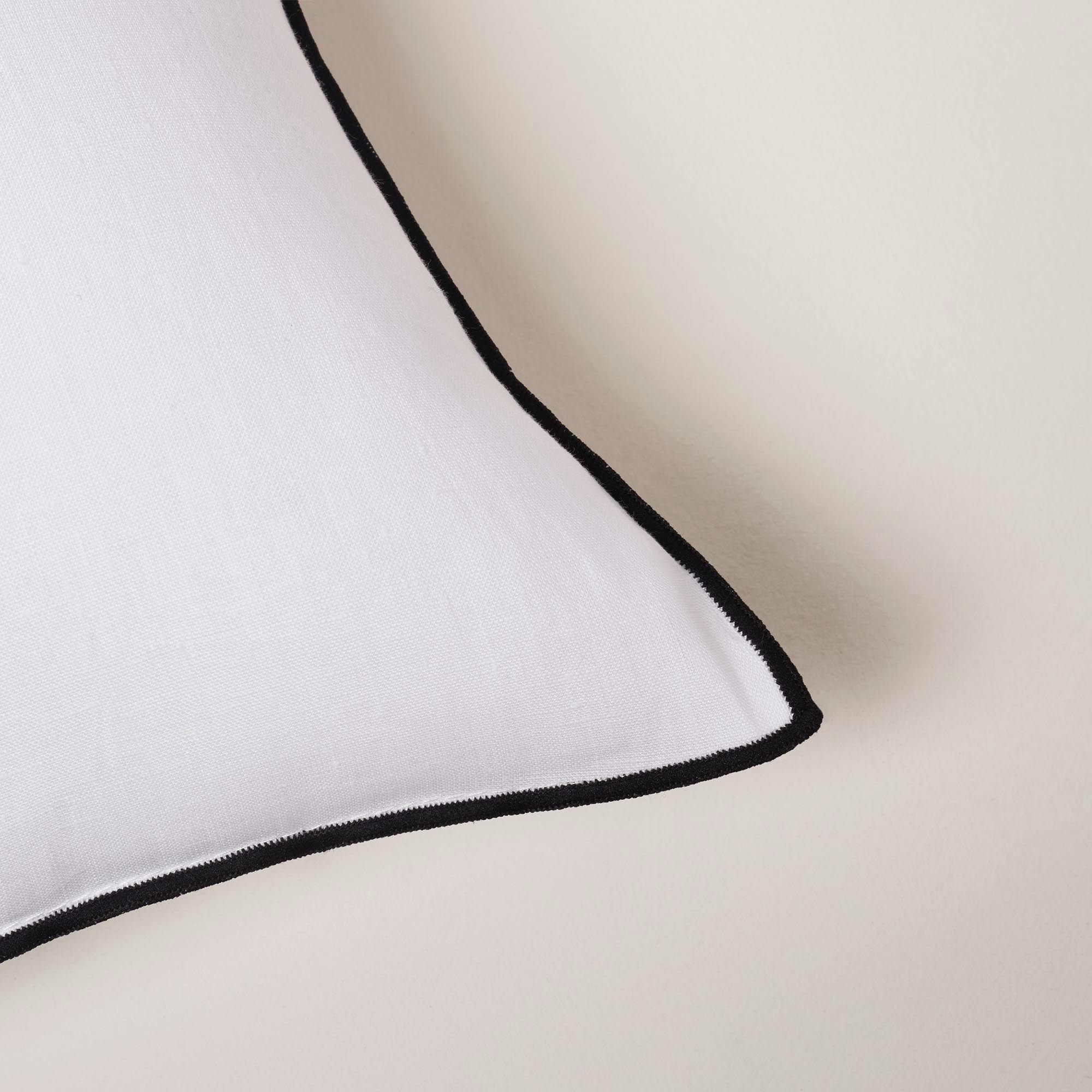 Cushion cover MADURA White