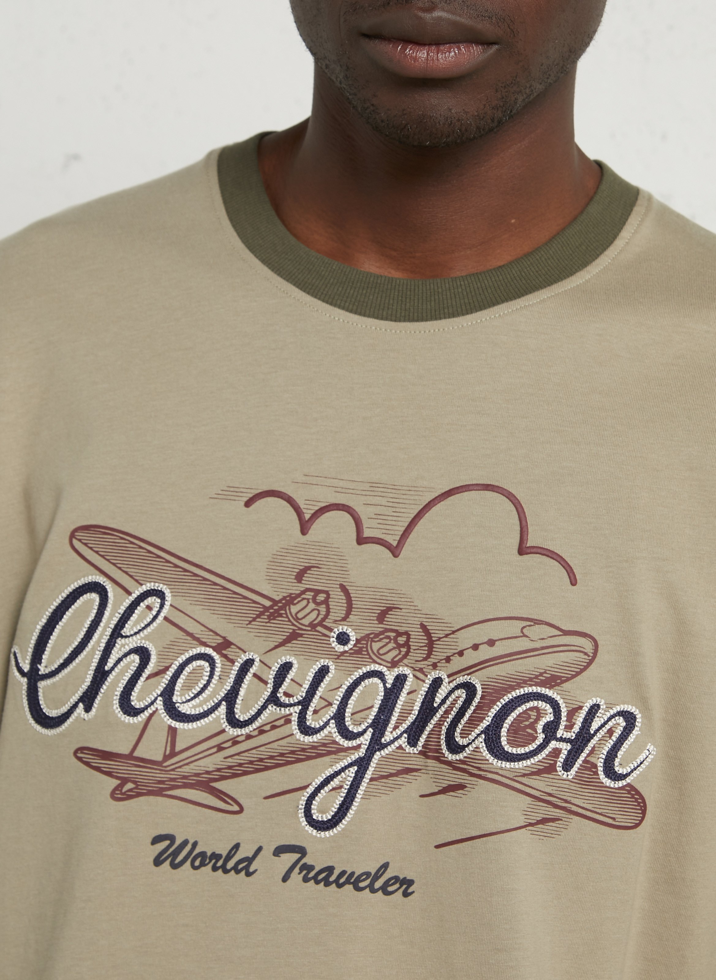 Tee-shirt droit col rond brodé CHEVIGNON Vert