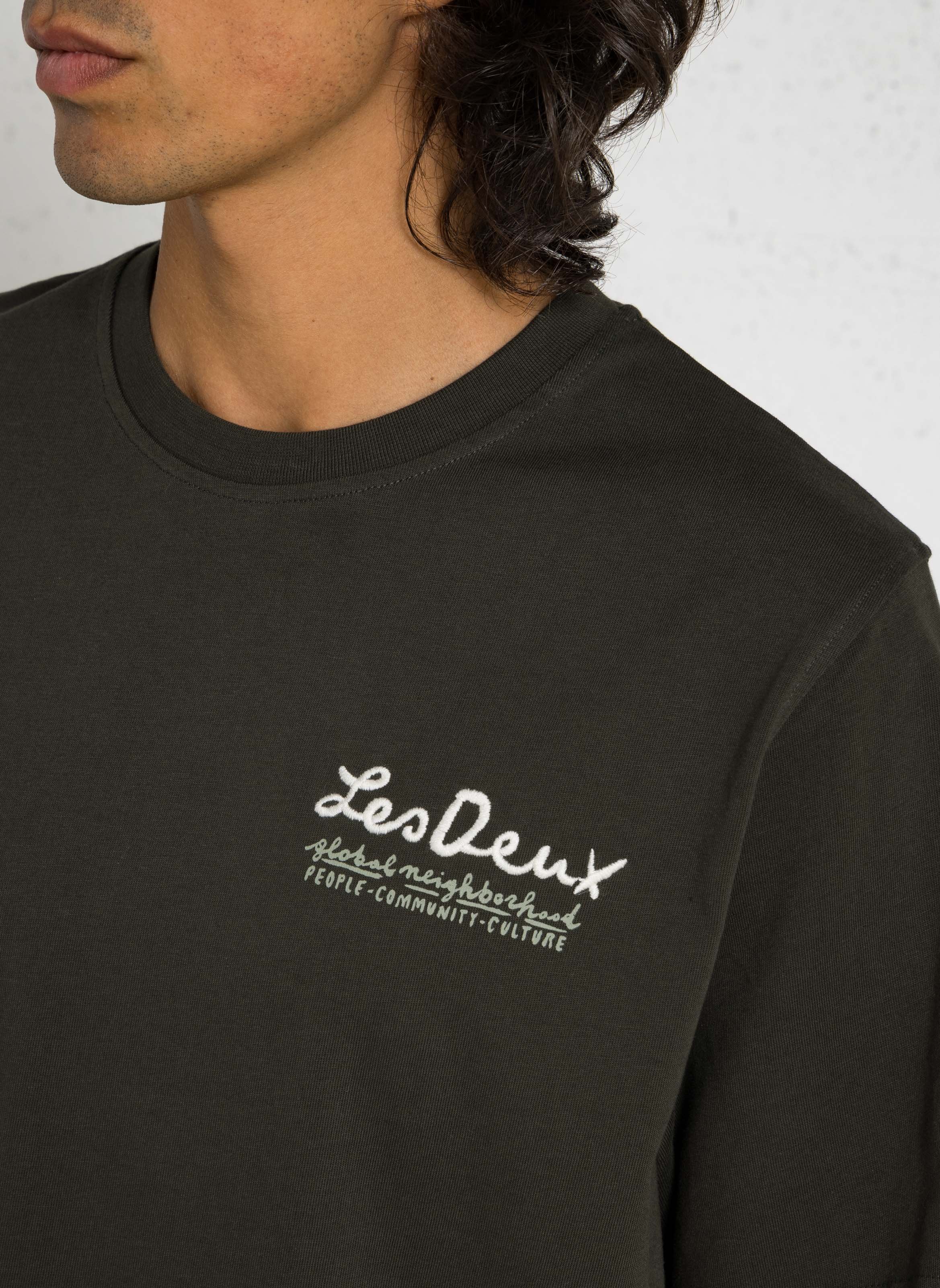 Tee-shirt droit col rond brodé en coton bio LES DEUX Vert