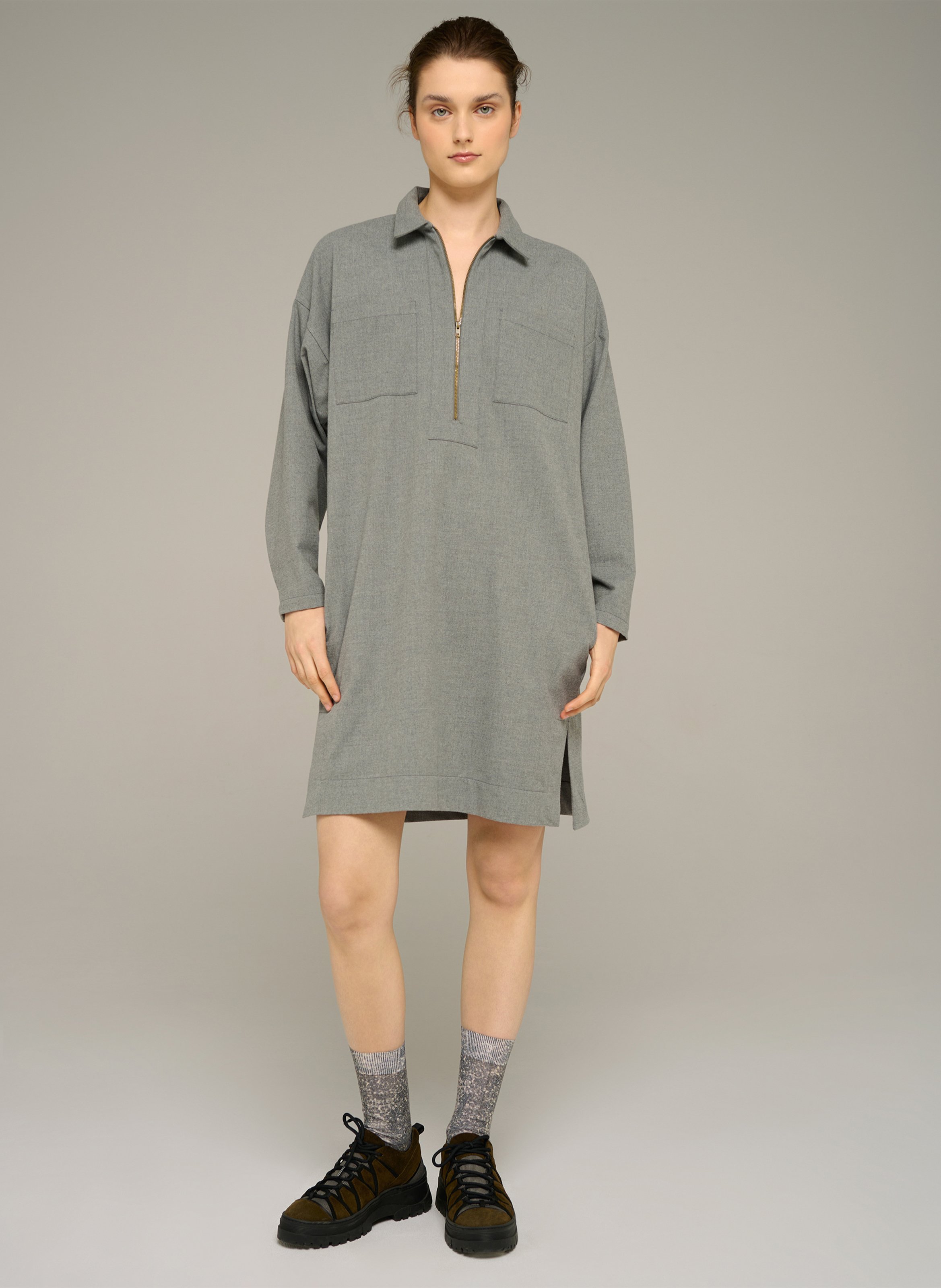 Short straight long-sleeved dress COTELAC ACOTE Grey