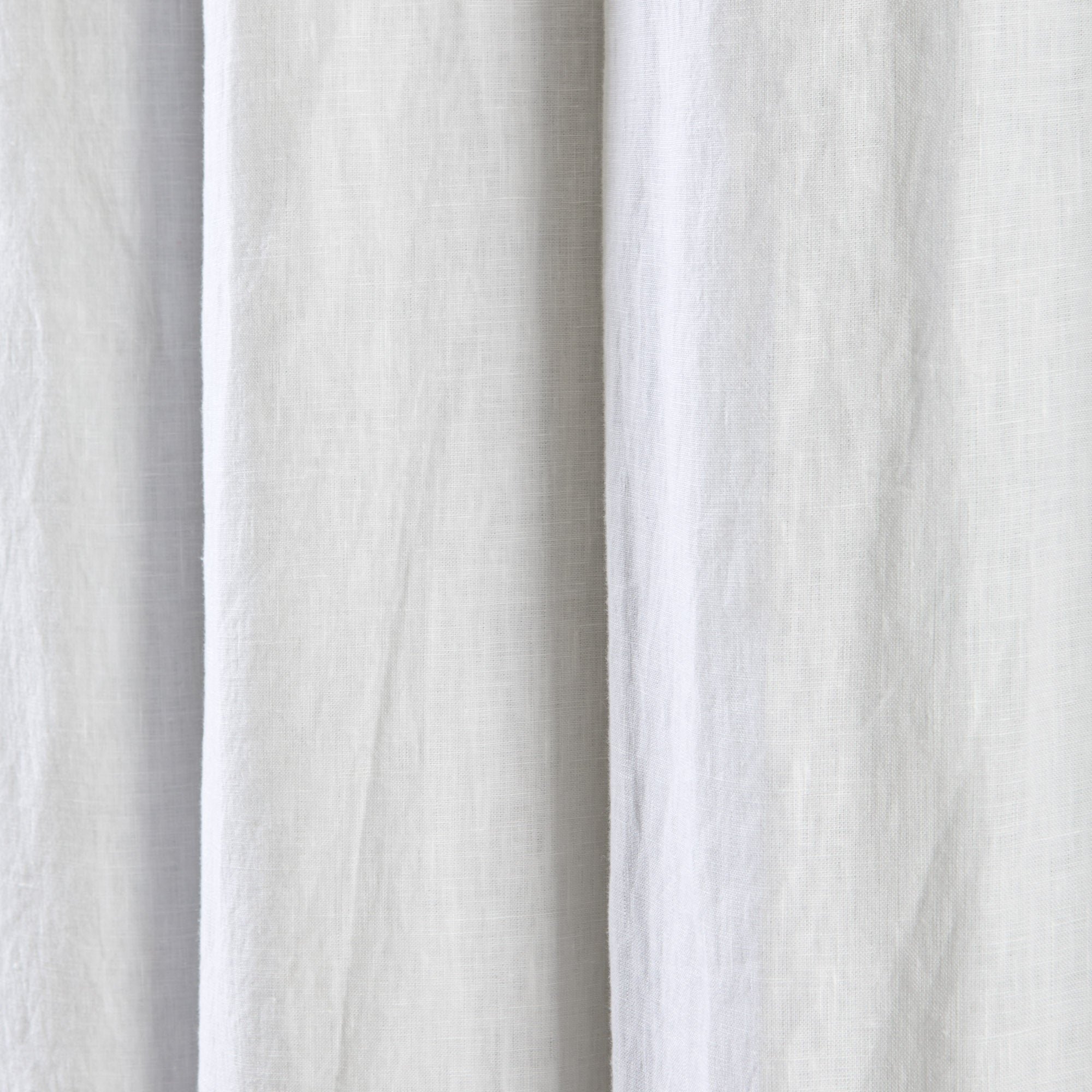 Lined black-out curtain with eyelets MADURA White