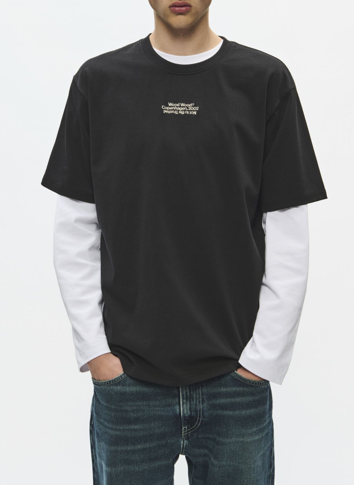 Tee-shirt col rond en coton WOOD WOOD Noir