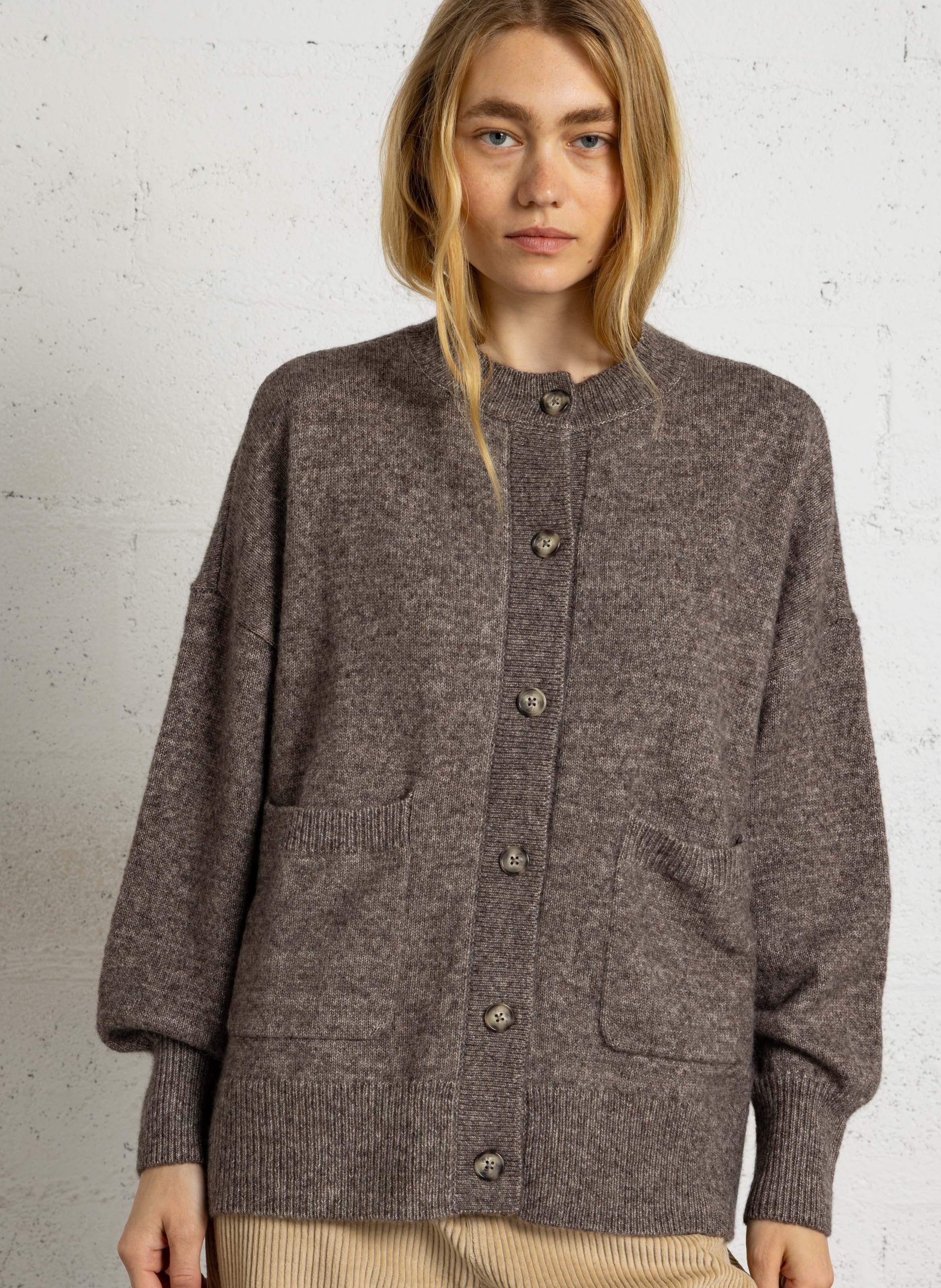 Loose-Fitting Cotton and Wool Crew-Neck Cardigan DES PETITS HAUTS Grey