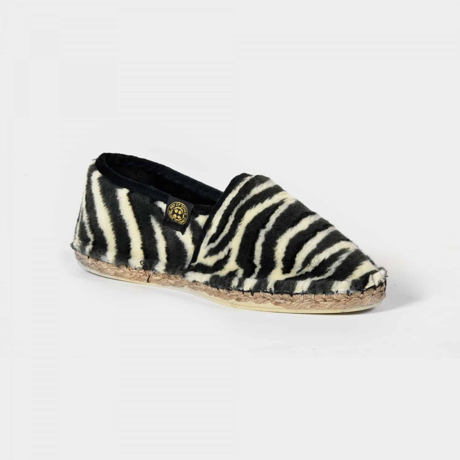 Espadrille slippers ART OF SOULE Black