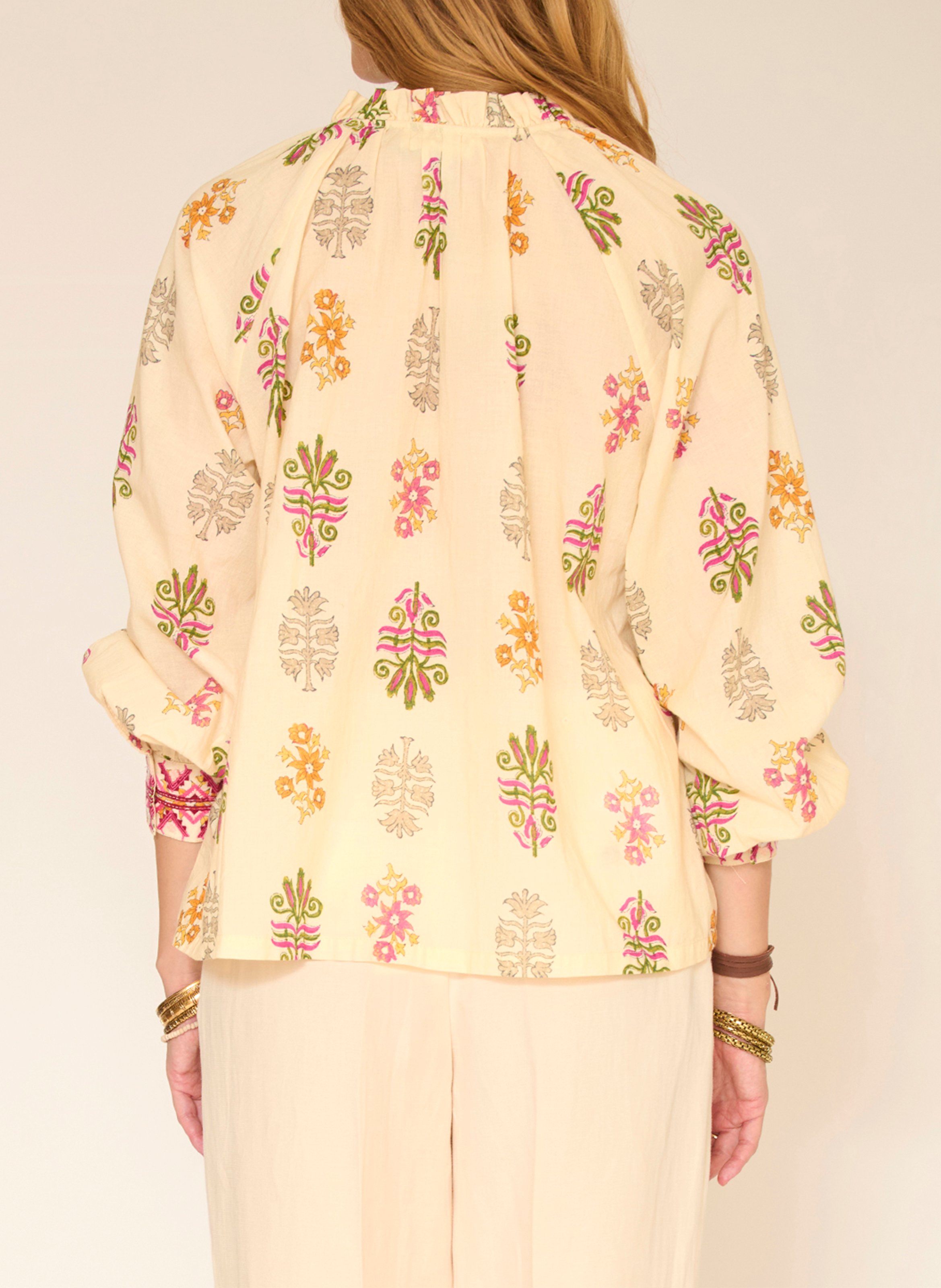 Wijde blouse met print en tuniek kraag MKT Beige