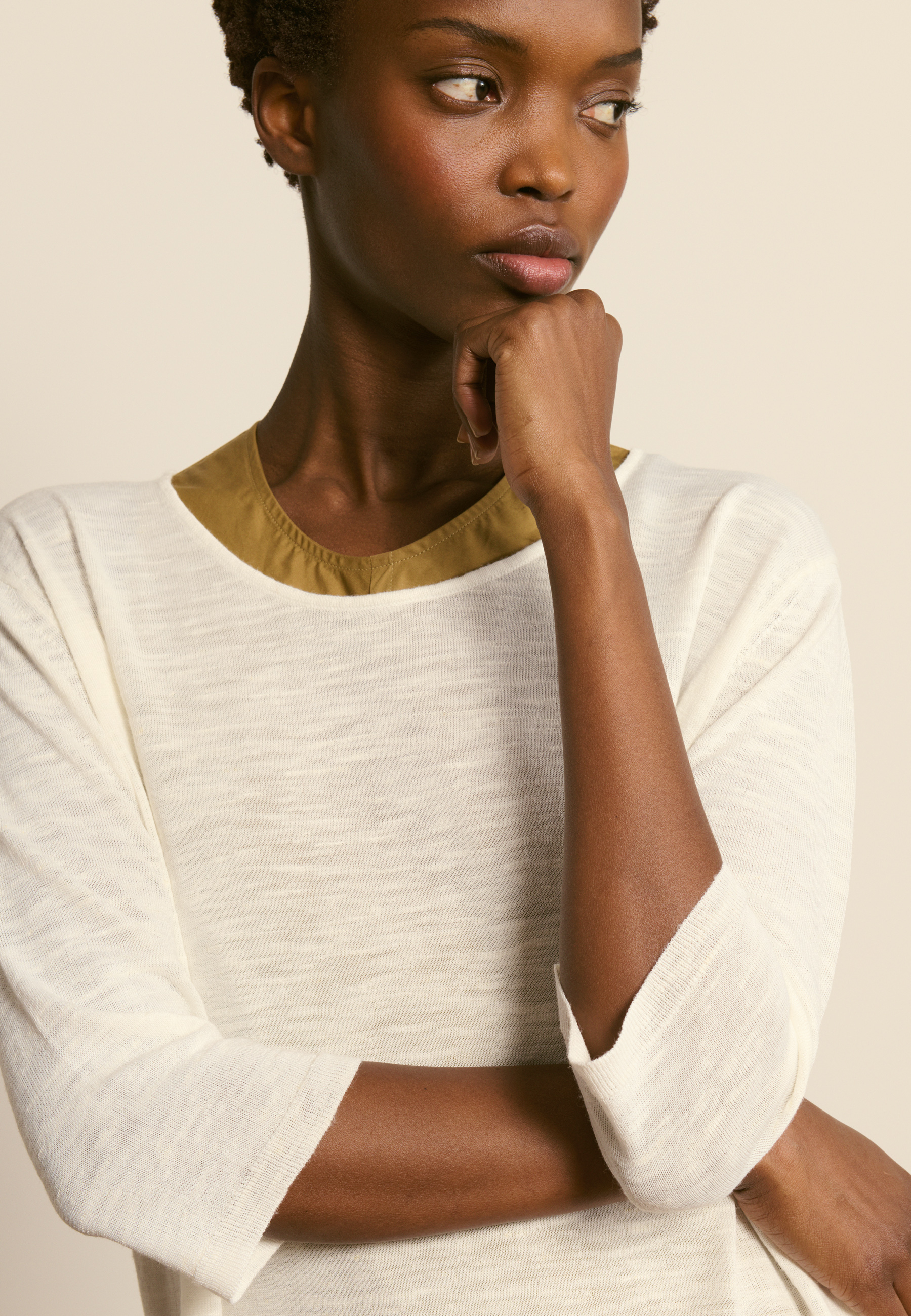 T-shirt col rond manches coudes en lin flammé MAISON MONTAGUT Blanc