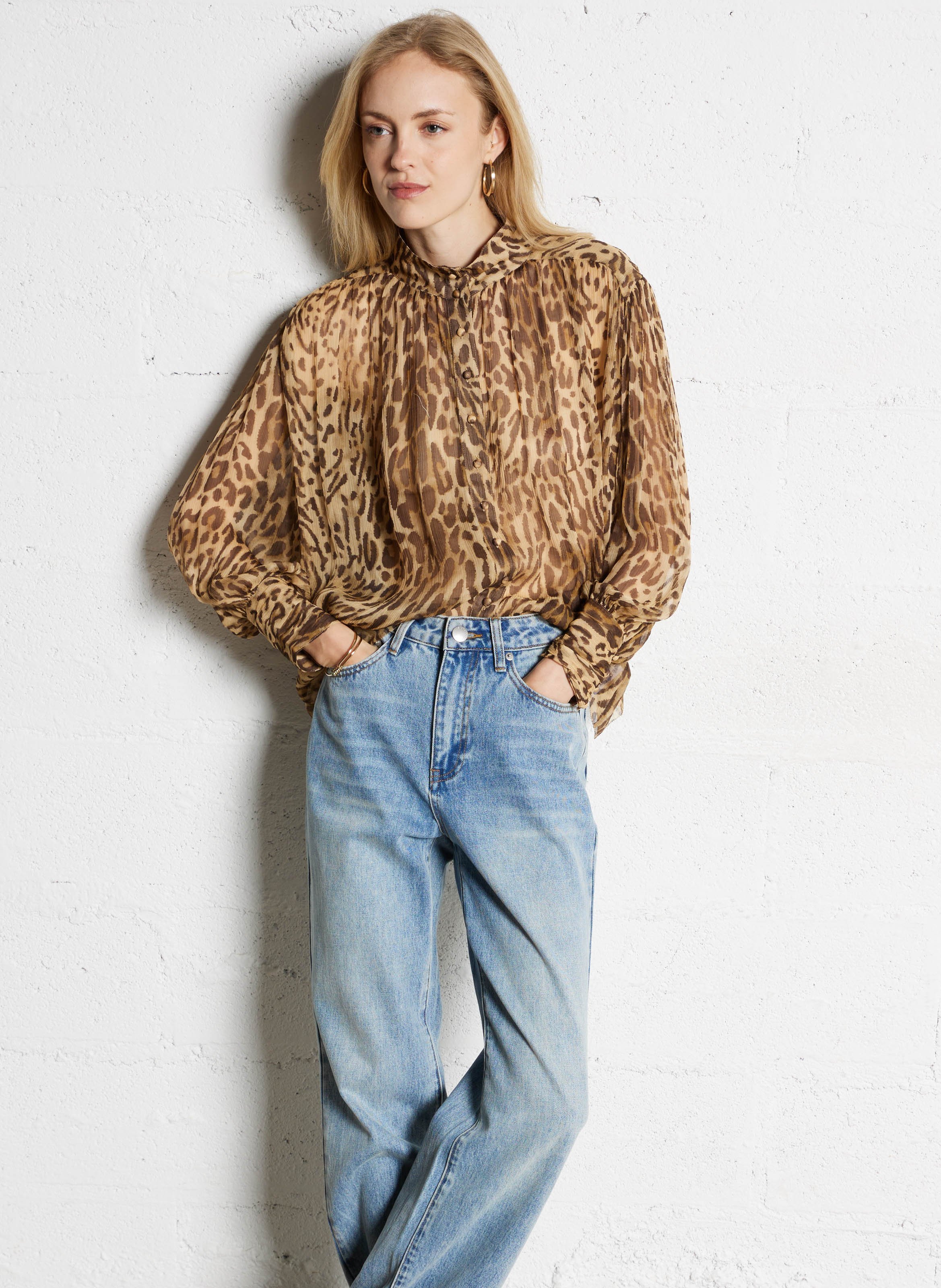 Weite transparente bedruckte Bluse SUNCOO Beige