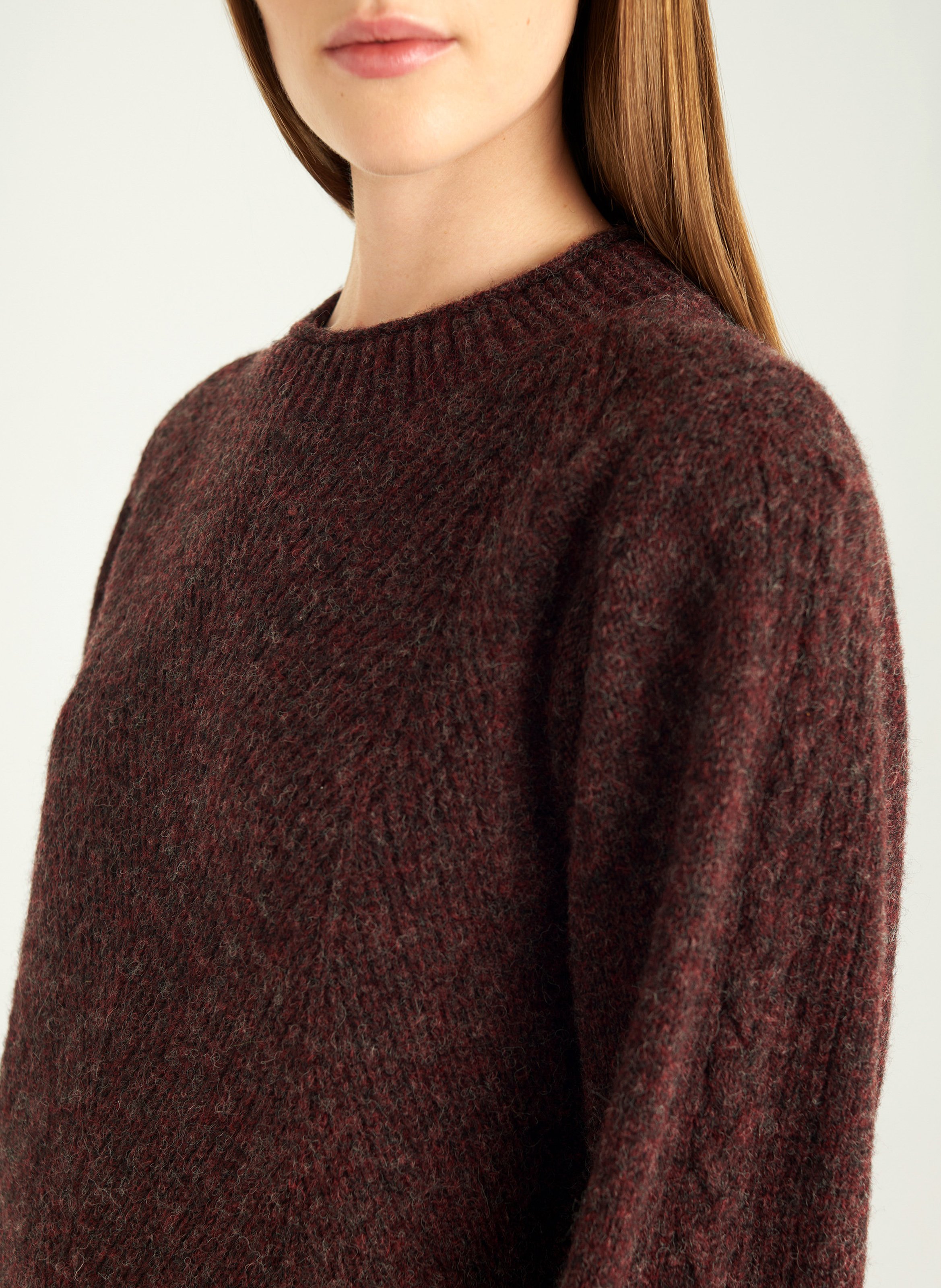 Pull droit col rond en laine COTELAC Violet
